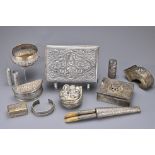 GROUP OF SOUTHEAST ASIAN SILVER AND MIXED METAL ITEMS, 19/20TH CENTURY. Twelve items to include a