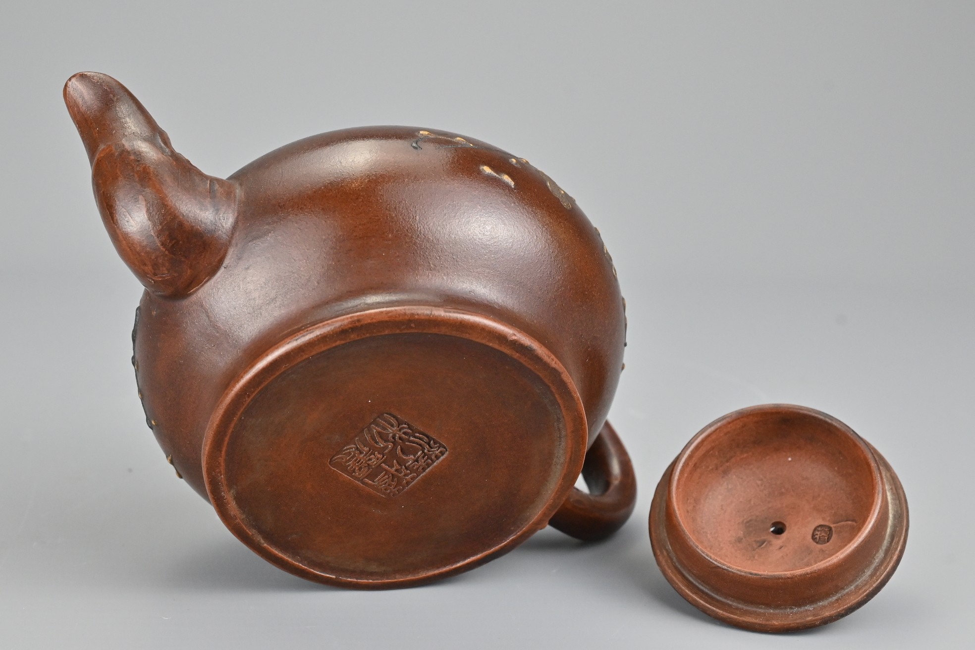 A CHINESE YIXING POTTERY TEAPOT, 20TH CENTURY. The body and cover with raised cherry blossom - Image 7 of 9