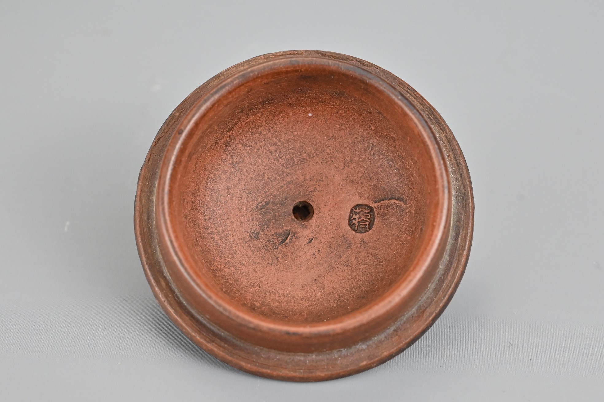 A CHINESE YIXING POTTERY TEAPOT, 20TH CENTURY. The body and cover with raised cherry blossom - Image 8 of 9