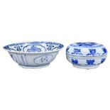 TWO CHINESE BLUE AND WHITE PORCELAIN ITEMS. To include a Chinese blue and white Kraak style