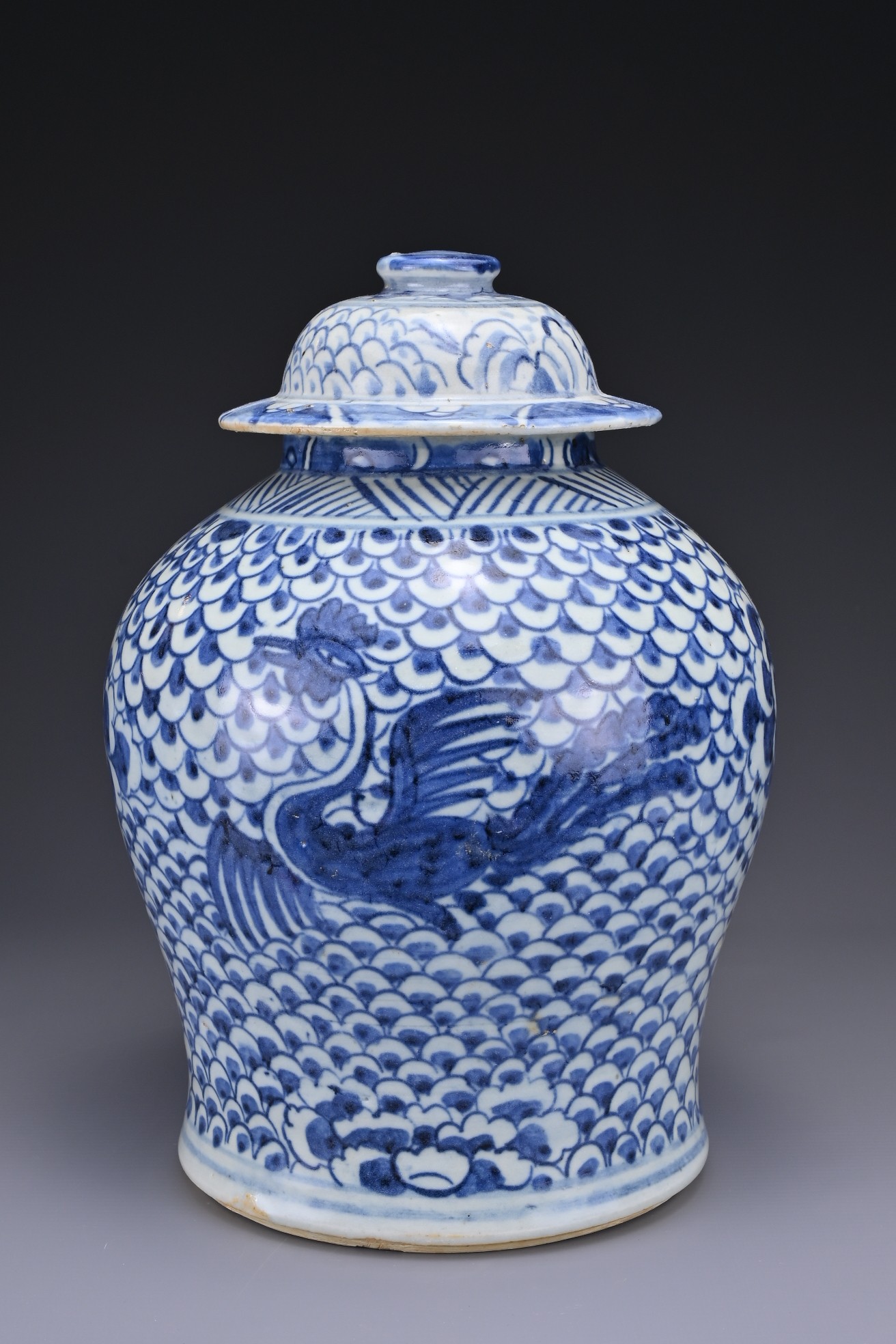 A CHINESE BLUE AND WHITE PORCELAIN PHOENIX JAR AND COVER, 18TH CENTURY. Covered in a scale pattern - Image 2 of 9