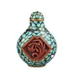 A CHINESE TURQUOISE INLAID AND LACQUER SNUFF BOTTLE, QING DYNASTY. Flattened globular body and cover