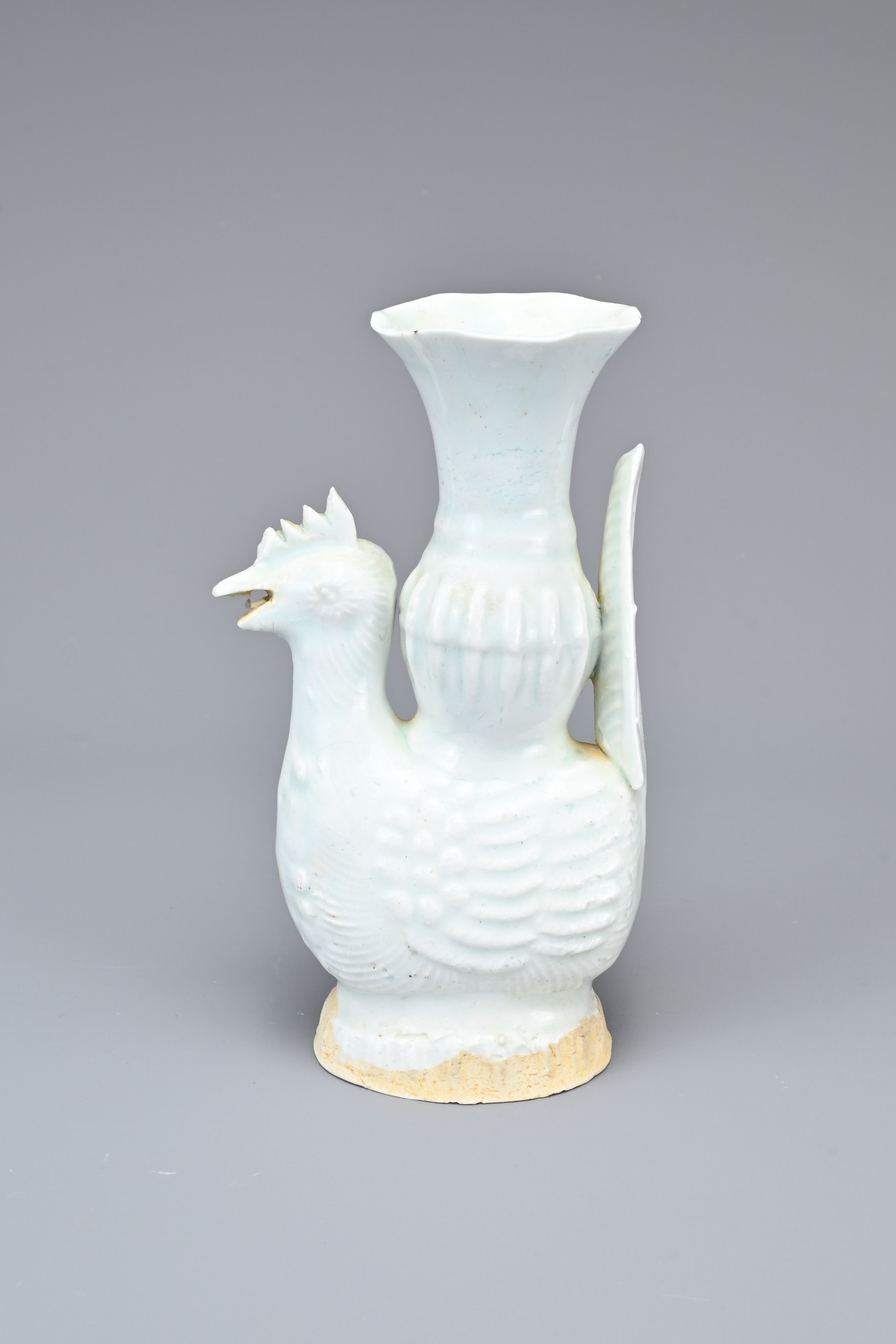 FOUR CHINESE QINGBAI PORCELAIN ITEMS. To include a jarlet, chicken form ewer, water dropper in the - Image 2 of 15