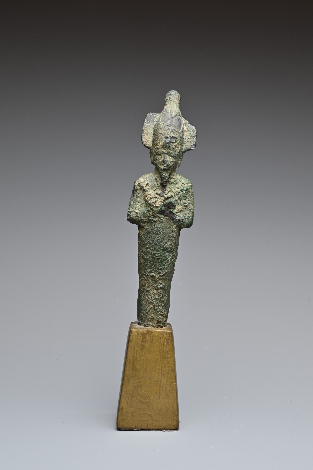 TWO EGYPTIAN BRONZE FIGURES OF OSIRIS, PROBABLY EGYPTIAN PTOLEMAIC OR ROMAN. - Image 2 of 19