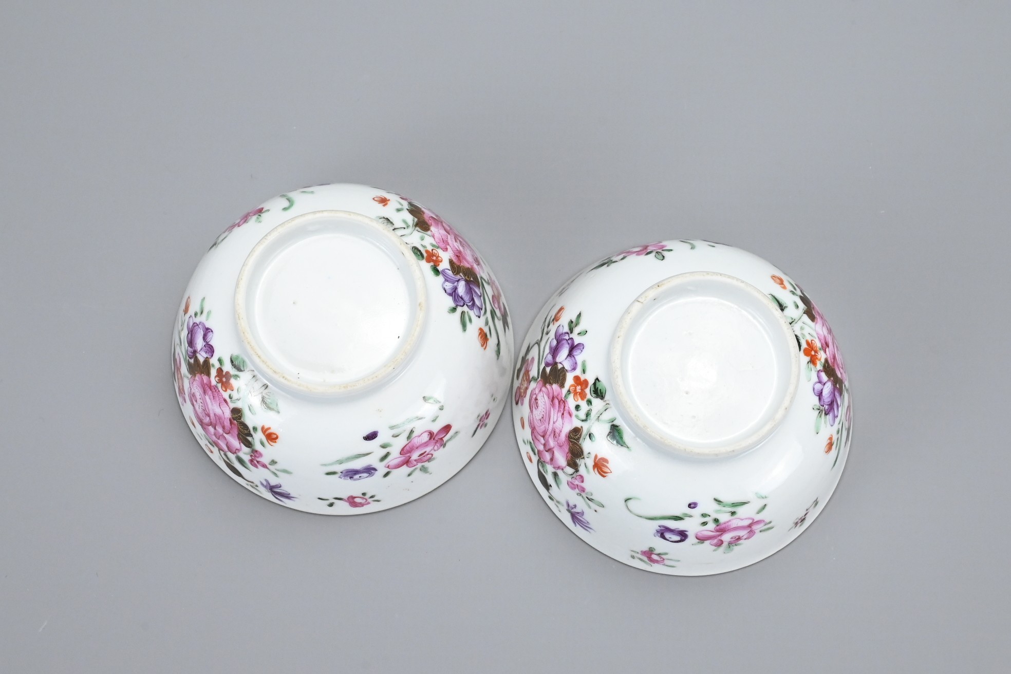 A GROUP OF TEN CHINESE PORCELAIN CUPS, 18/19TH CENTURY. To include two Qianlong period export - Image 7 of 7