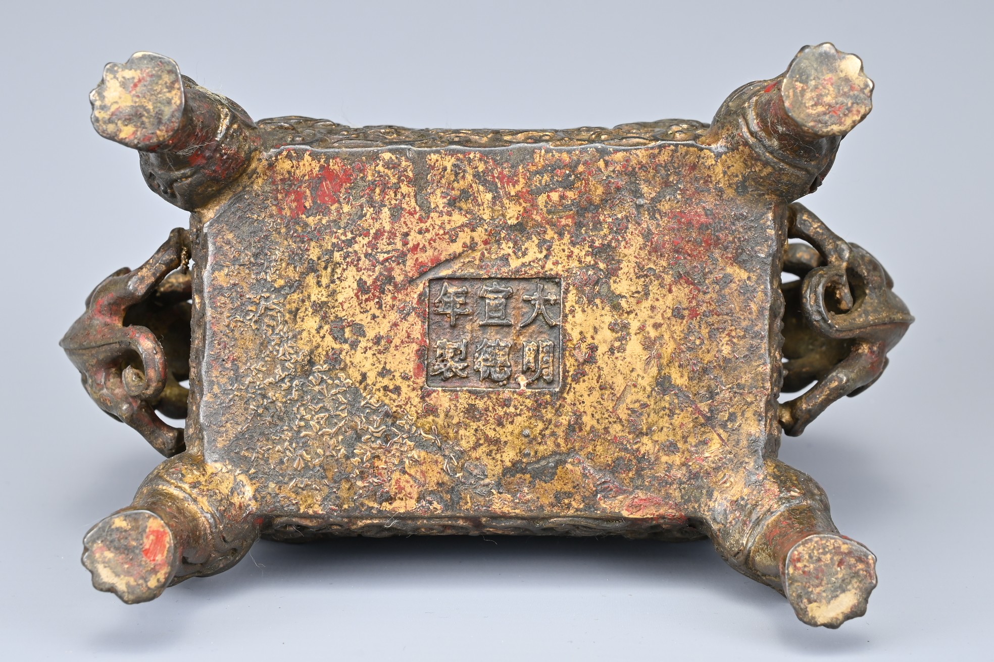 A PAIR OF CHINESE GILT BRONZE INCENSE BURNERS. Each or rectangular form with animal form handles and - Image 8 of 9