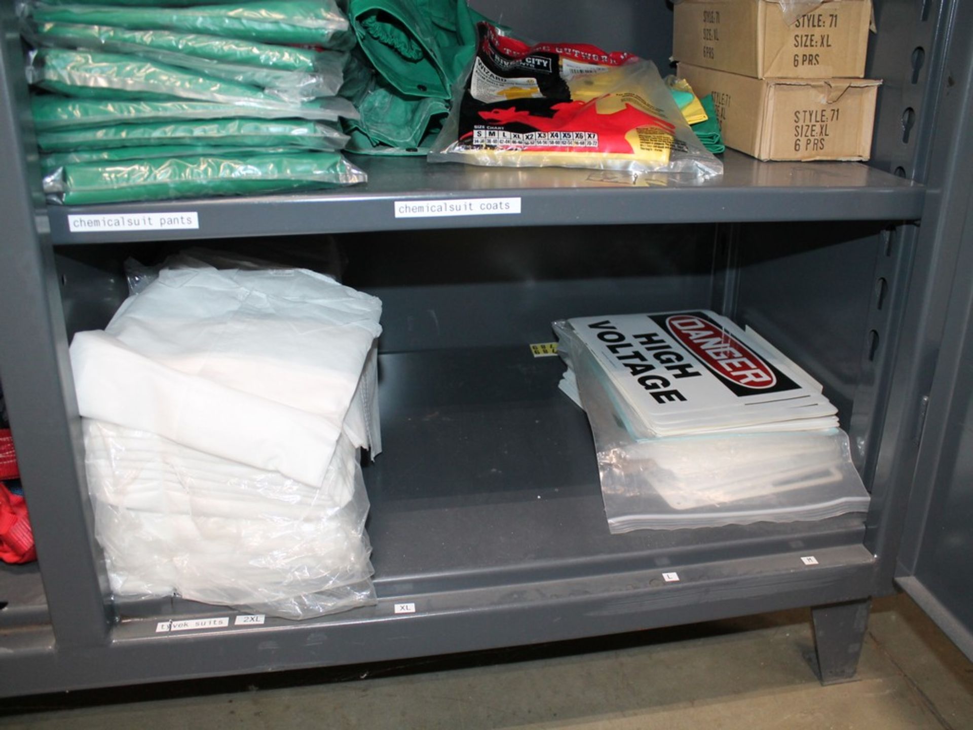 LOT SAFETY EQUIPMENT IN CABINET - Image 7 of 13