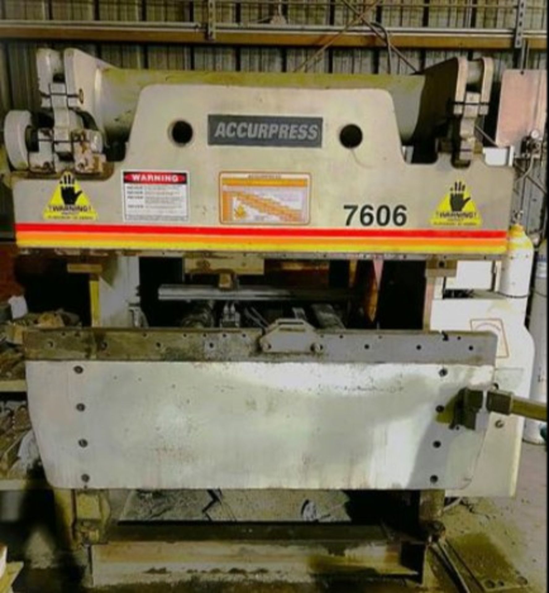 1999 ACCUPRESS 7606 5-Axis 60 Ton Press Brake