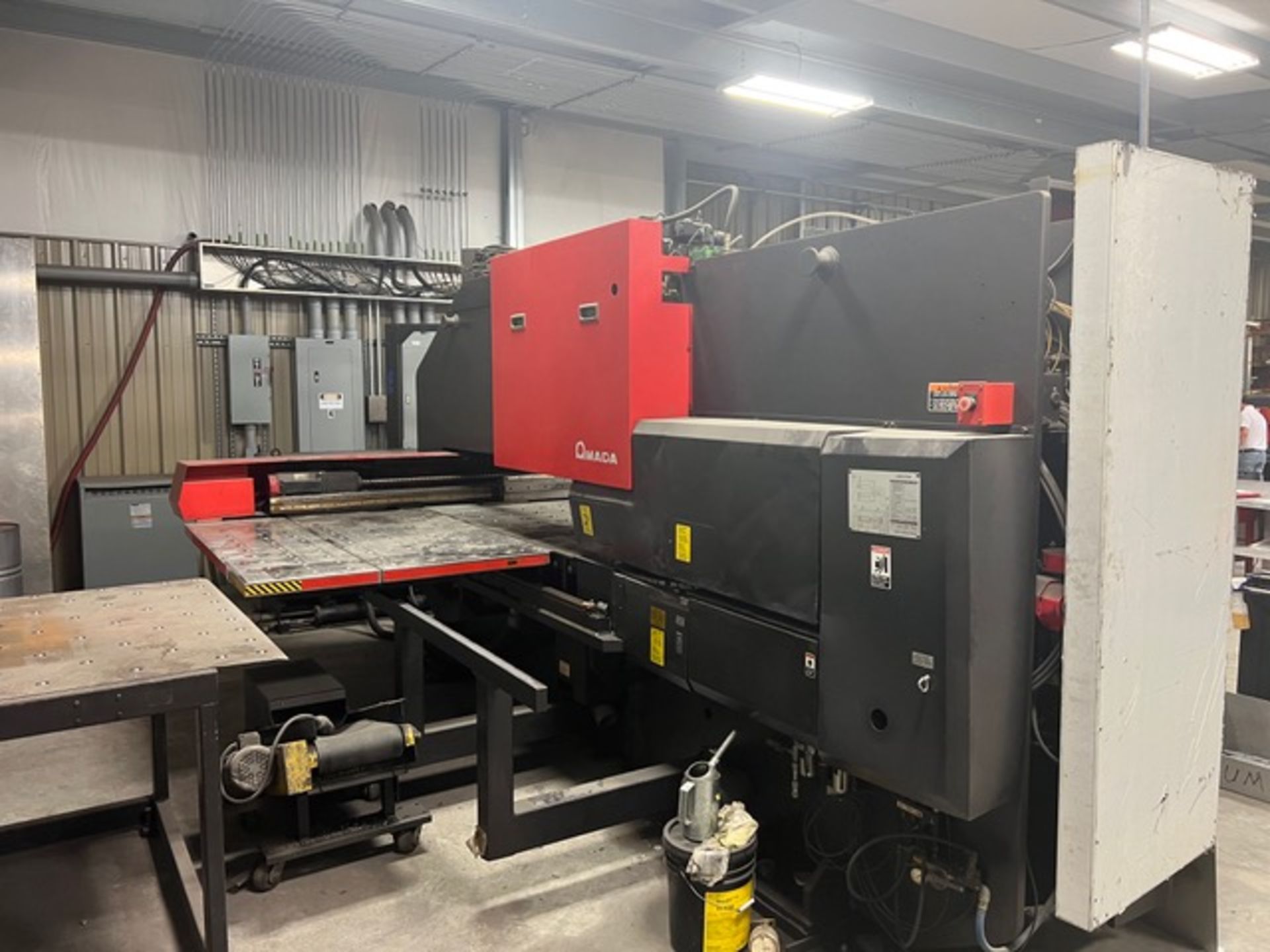 2000 AMADA Apelio III 3367V Punch/Laser Combination - Image 4 of 11