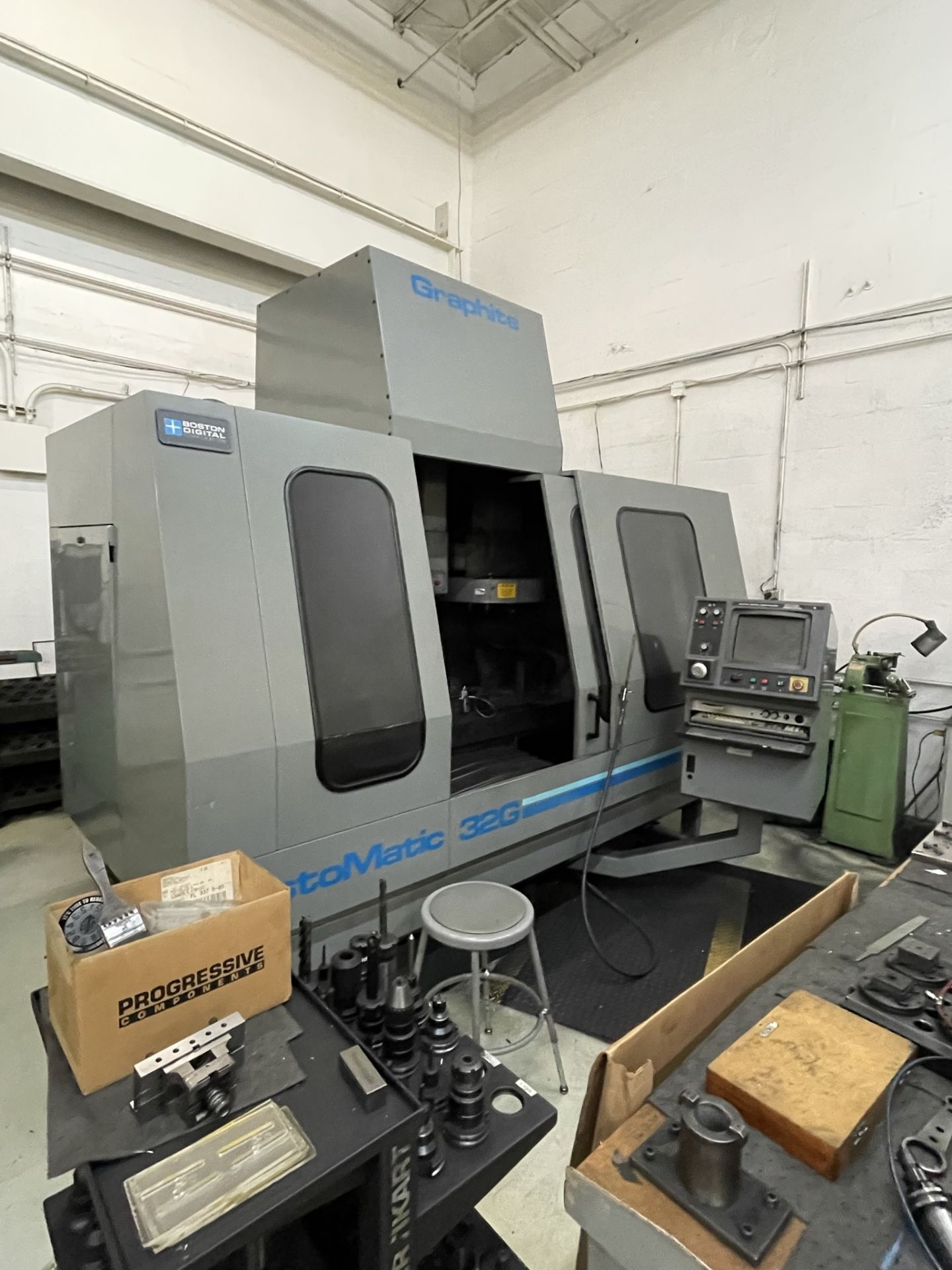 1995 Bostomatic BD32-G CNC Vertical Machining Center