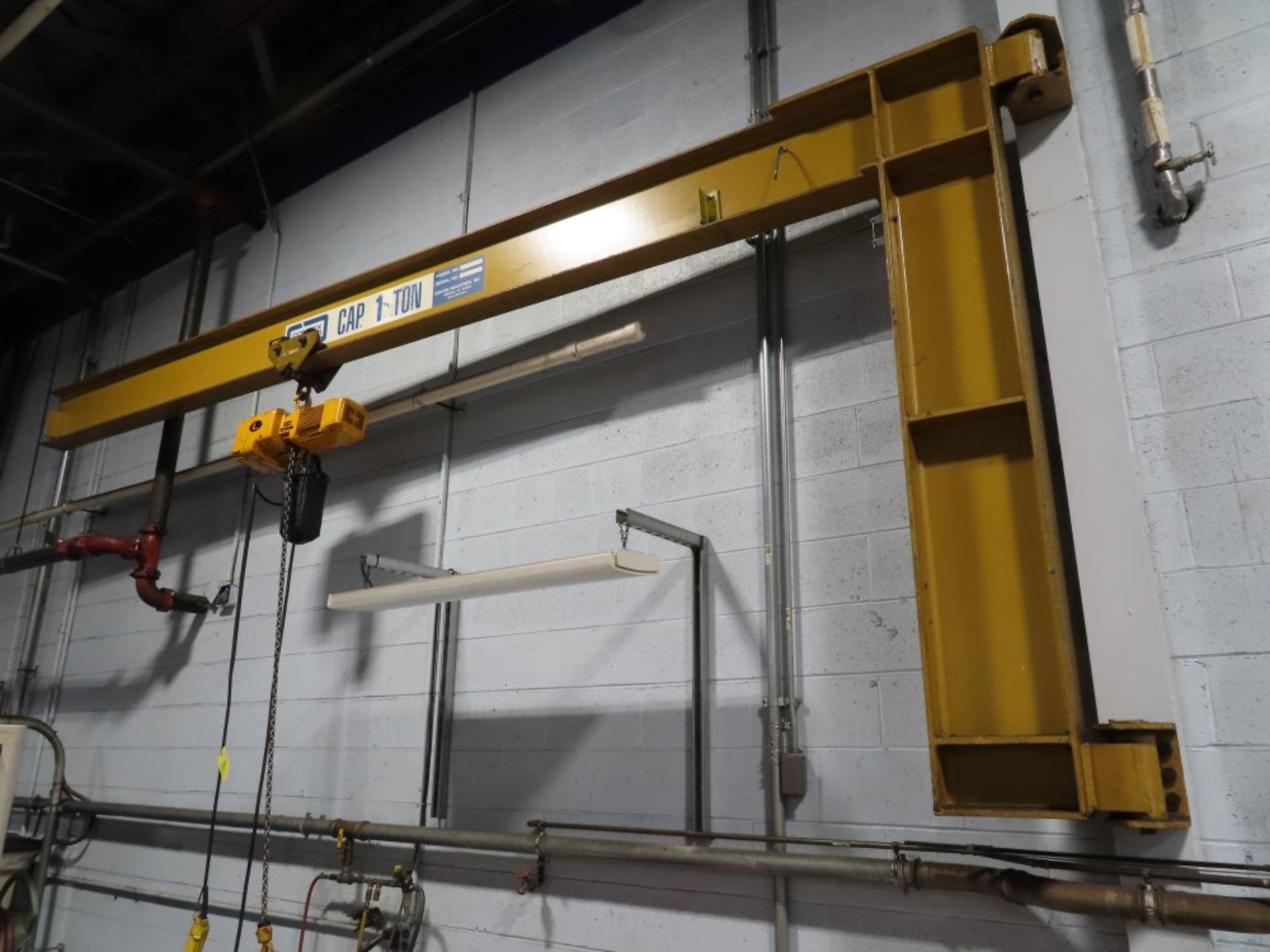 Contrx 1 Ton Cap Wall Mount Jib Crane