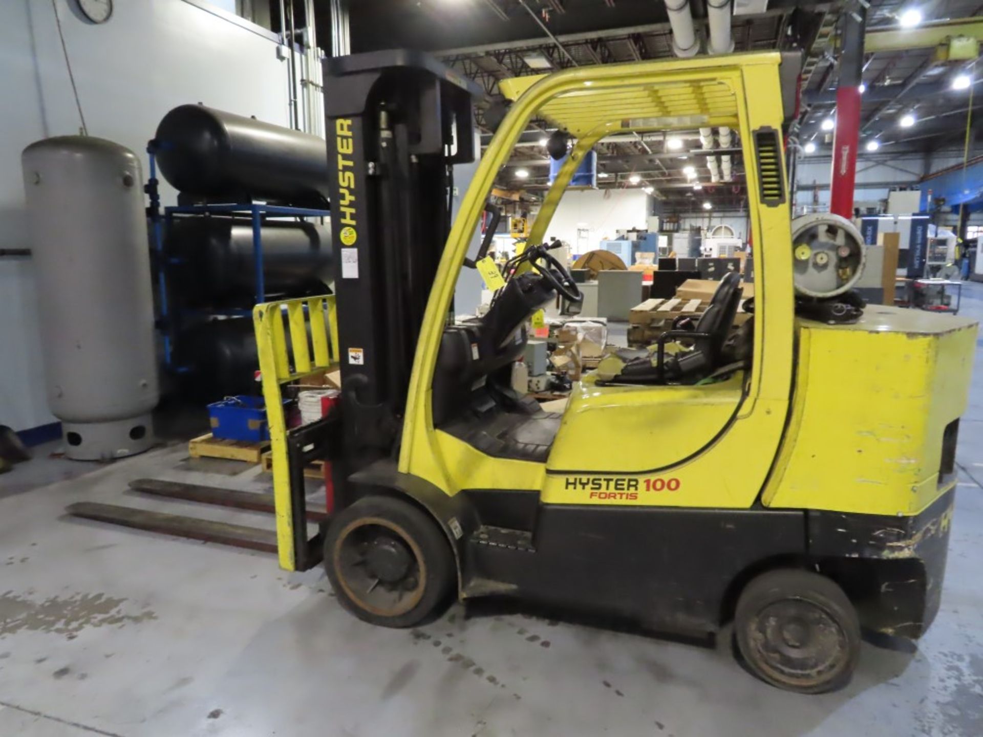 Hyster 100 Fortis 9,350 lb Cap LPG Forklift - Image 6 of 6