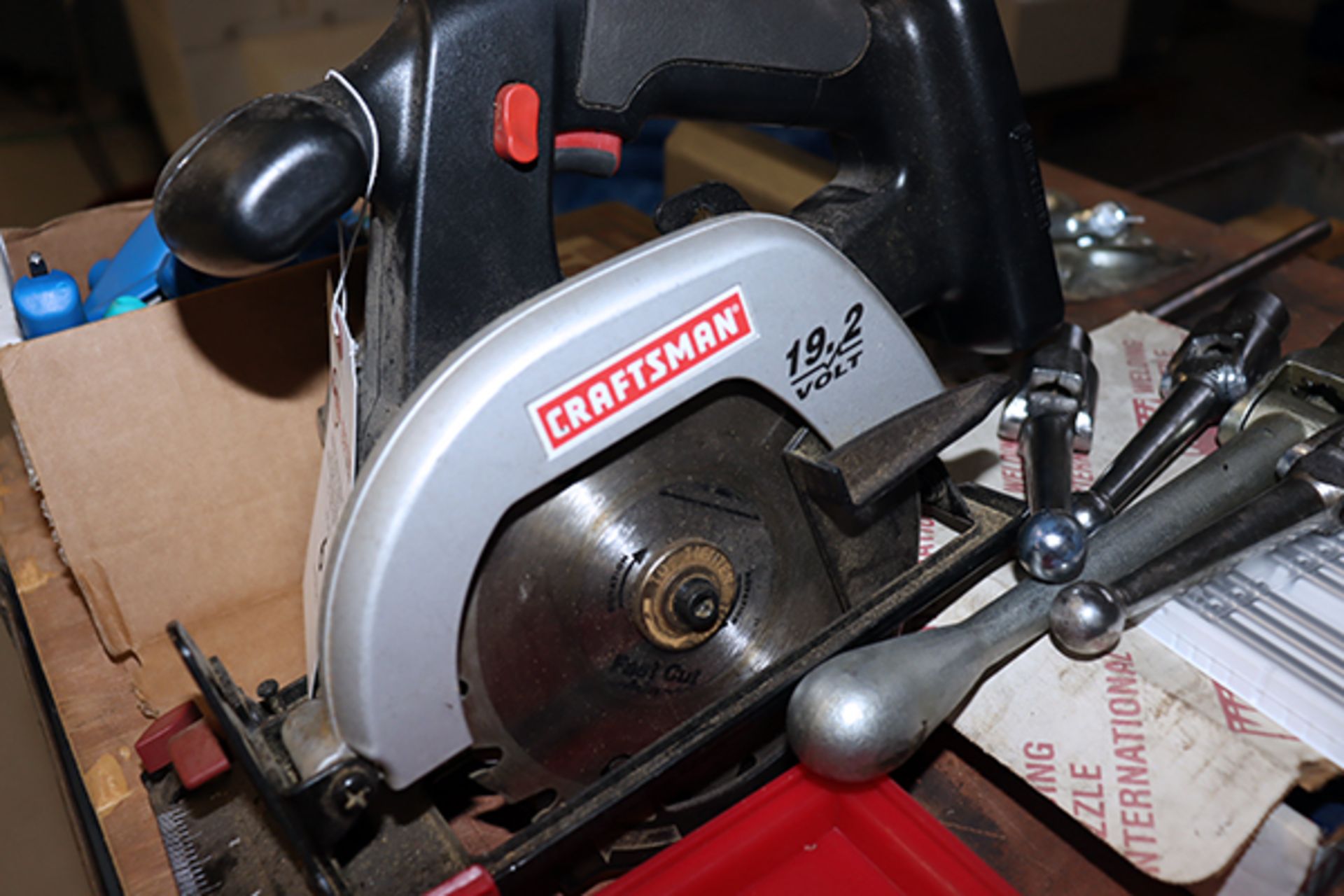 Craftsman Circular Saw, Qty-4 Shars vices