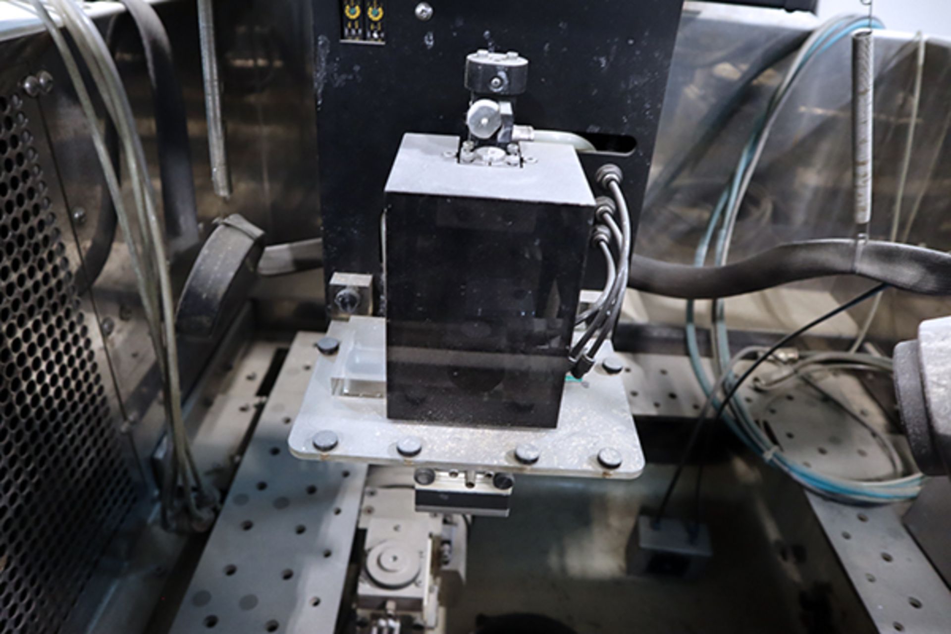 Makino SP43 Wire EDM (2007) - Image 20 of 25