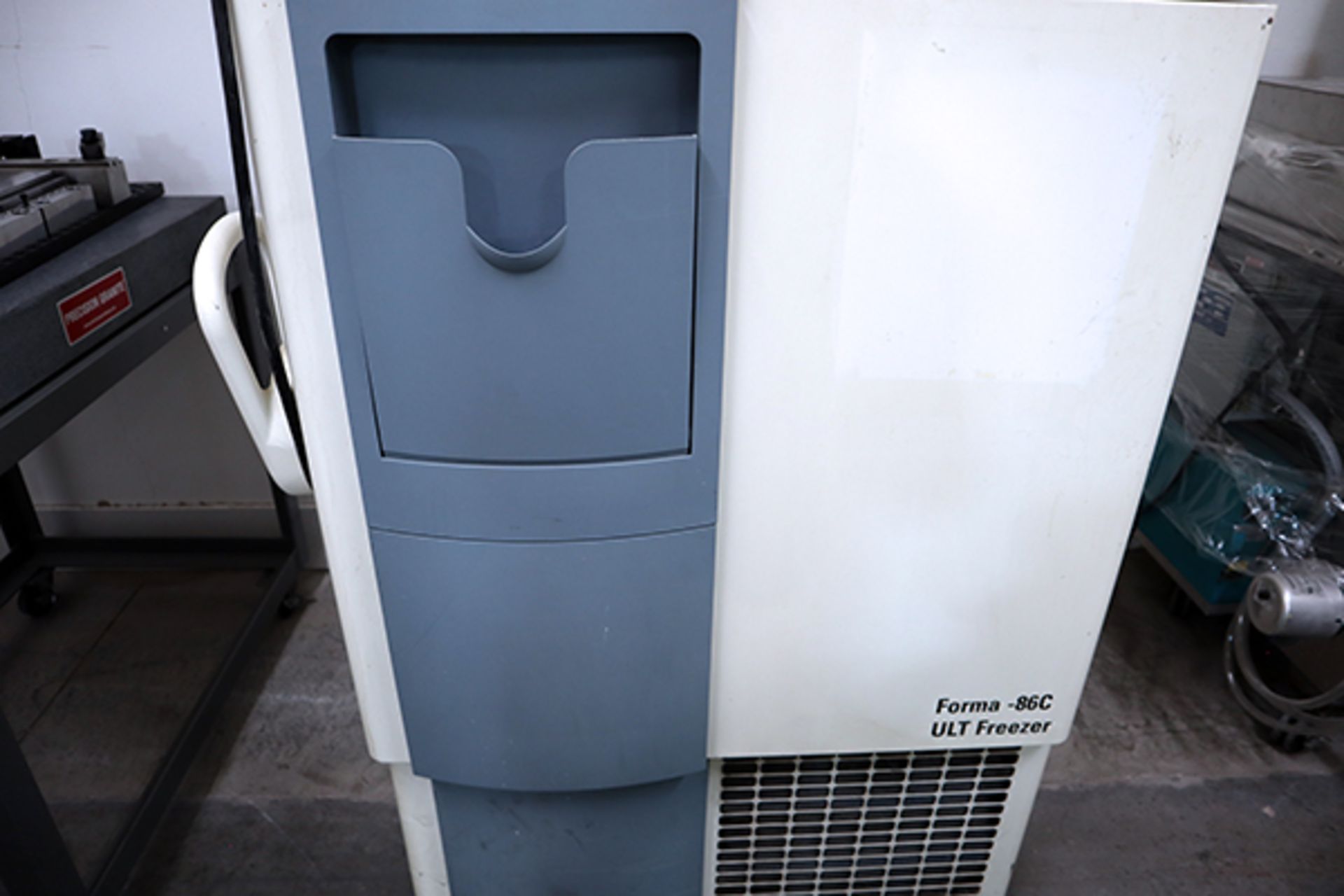 Thermo Electron Corporation Forma 8693 -86C ULT Lab Freezer - Image 8 of 11