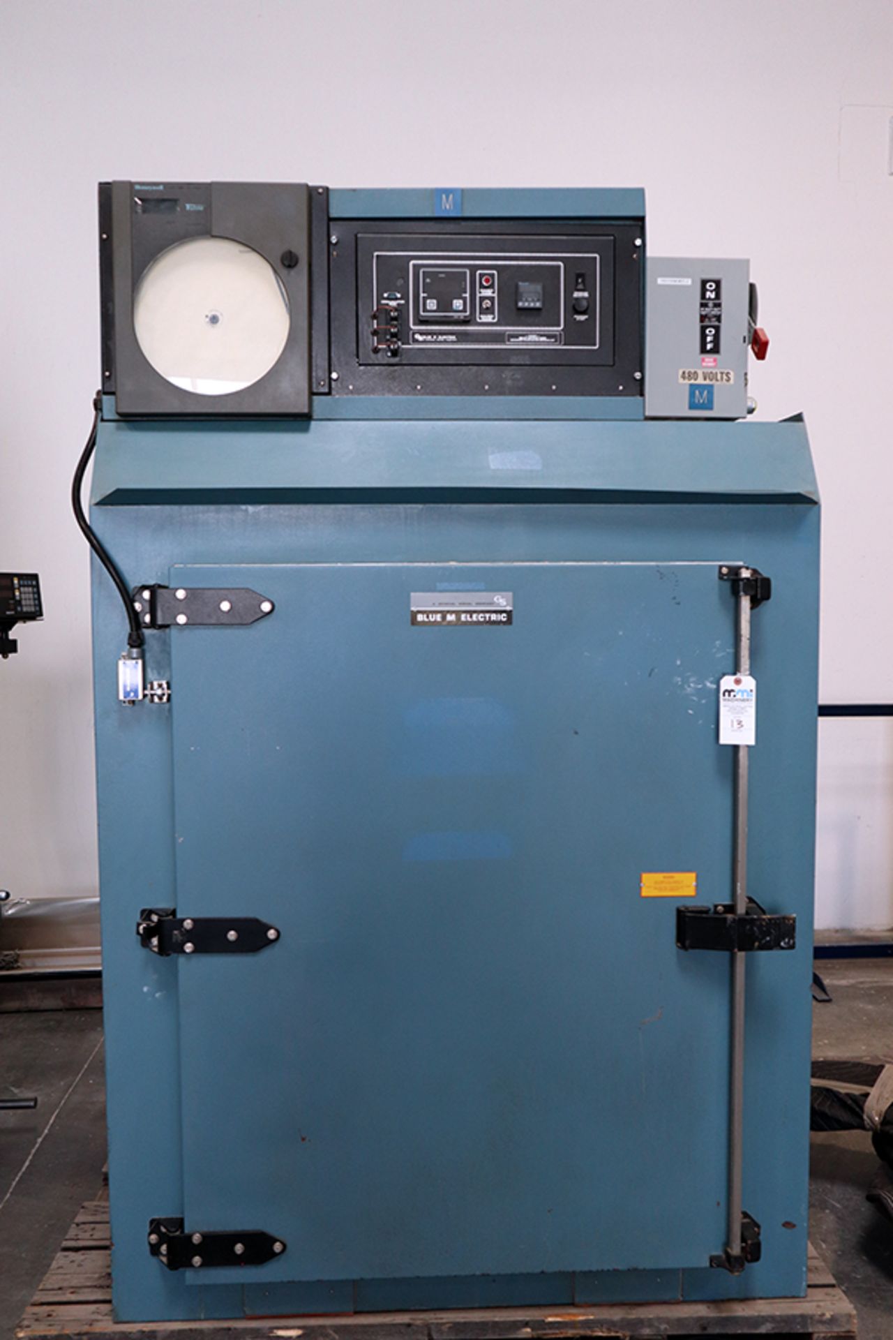 Blue M Electric DCRI-366-G-MP550 Mechanical Convection Batch Process Oven