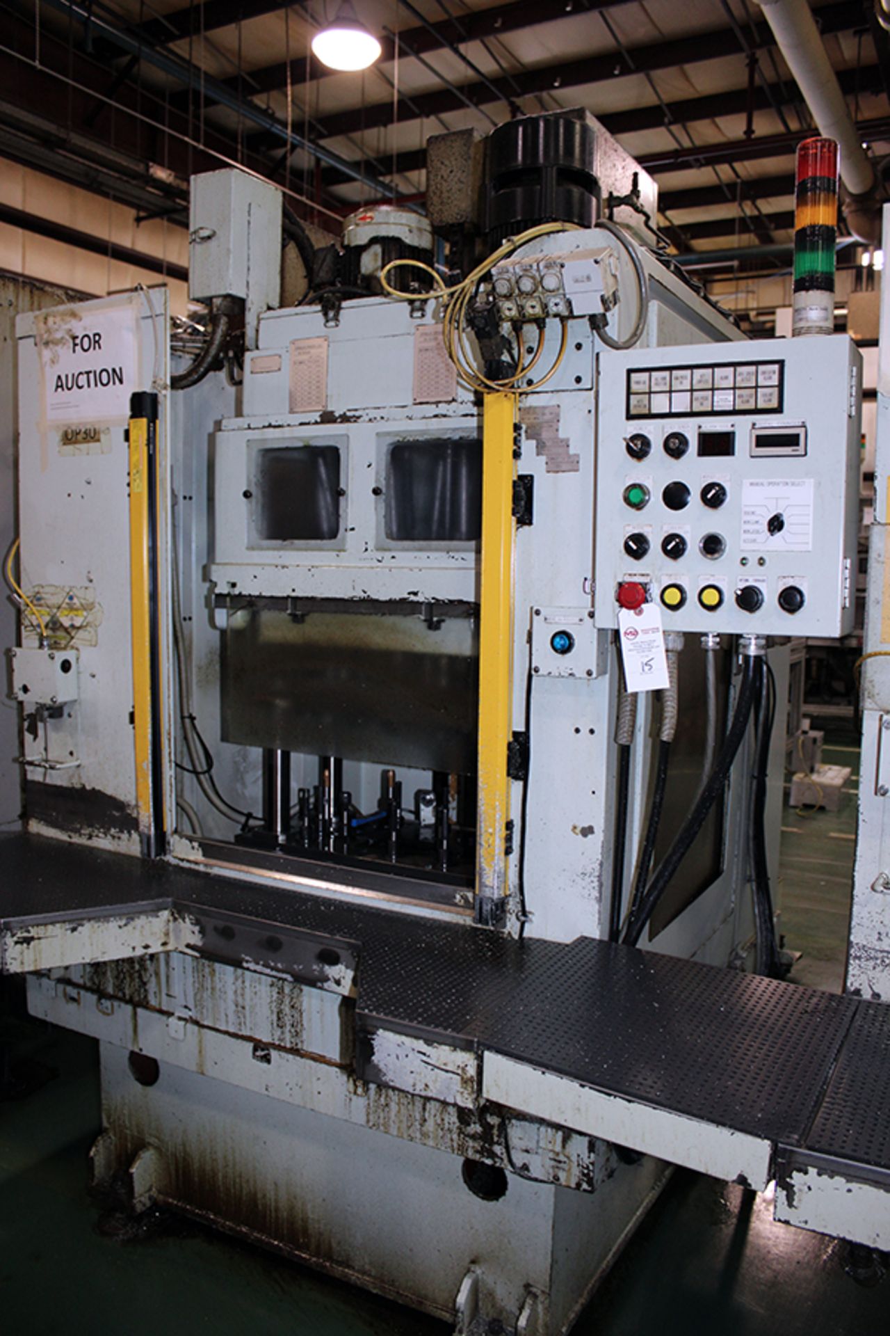 Toyosk (Toyo Seiki) MU440D.T CNC Drilling & Tapping Machining Center (2013) - Image 3 of 7