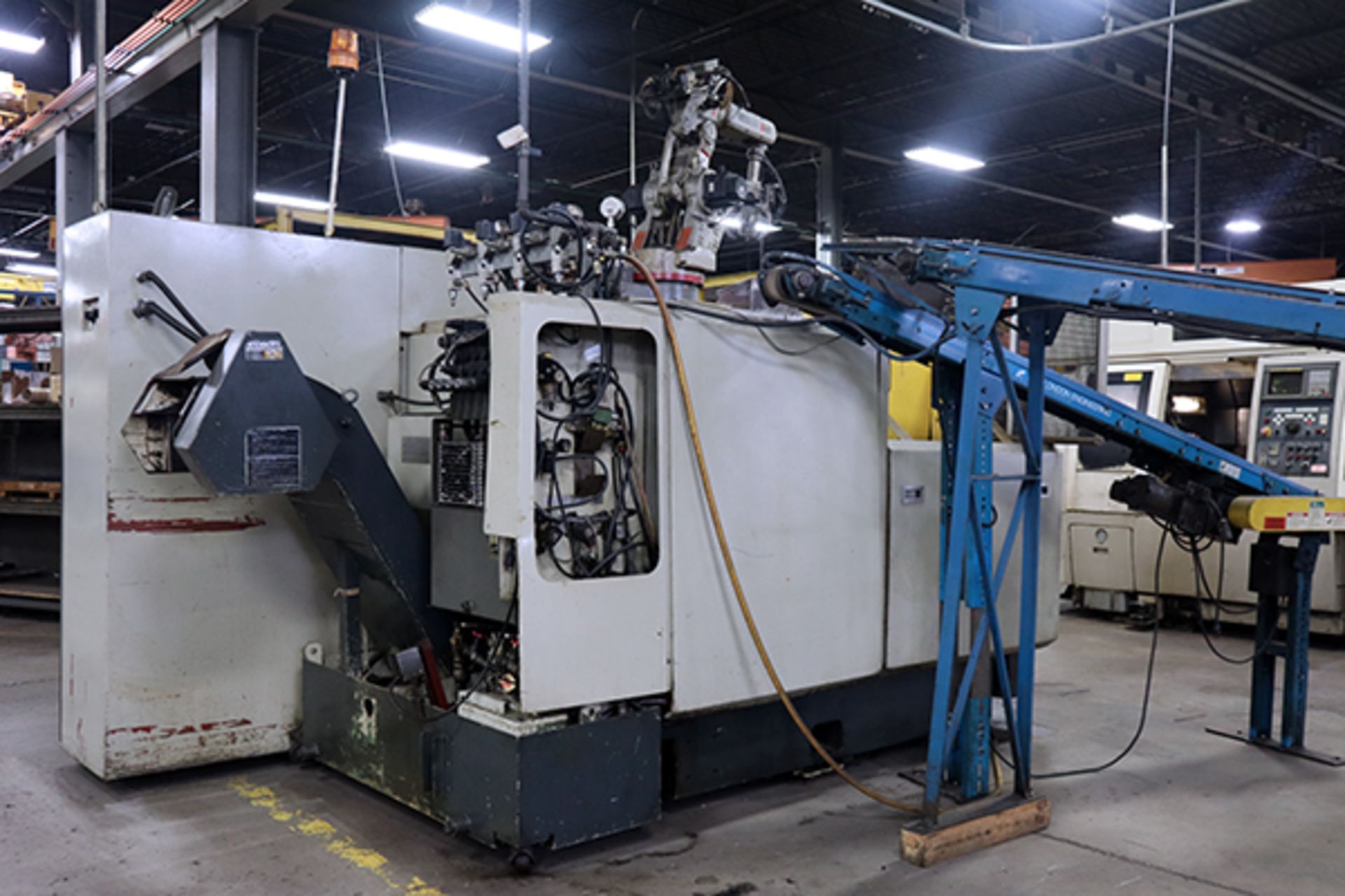 Kitako MT4-200 4-Spindle Horizontal Turning Center w/ Motoman SK6 Robot - Image 19 of 22