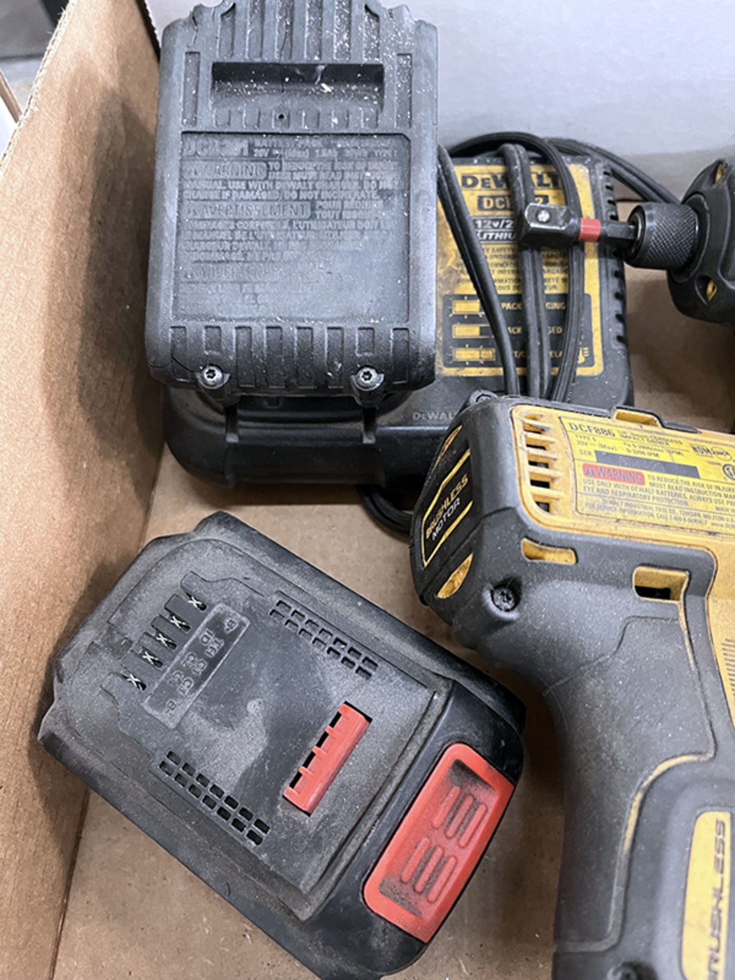 Dewalt Battery Powered Impact Drivers - Image 4 of 5