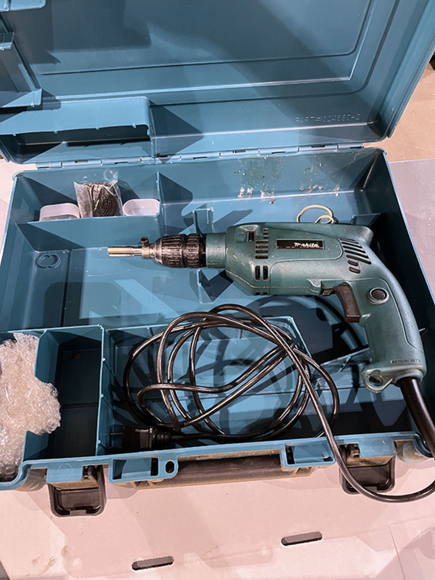 Makita HP1501 Electric Drill with Case;