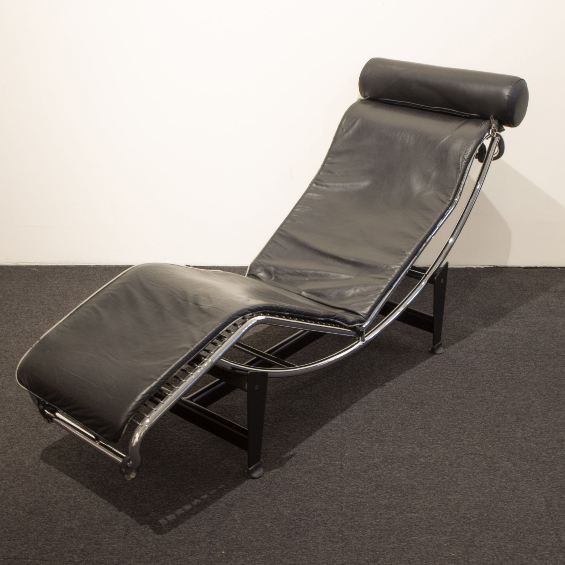 Chaise Longue - LC4 Le Corbusier