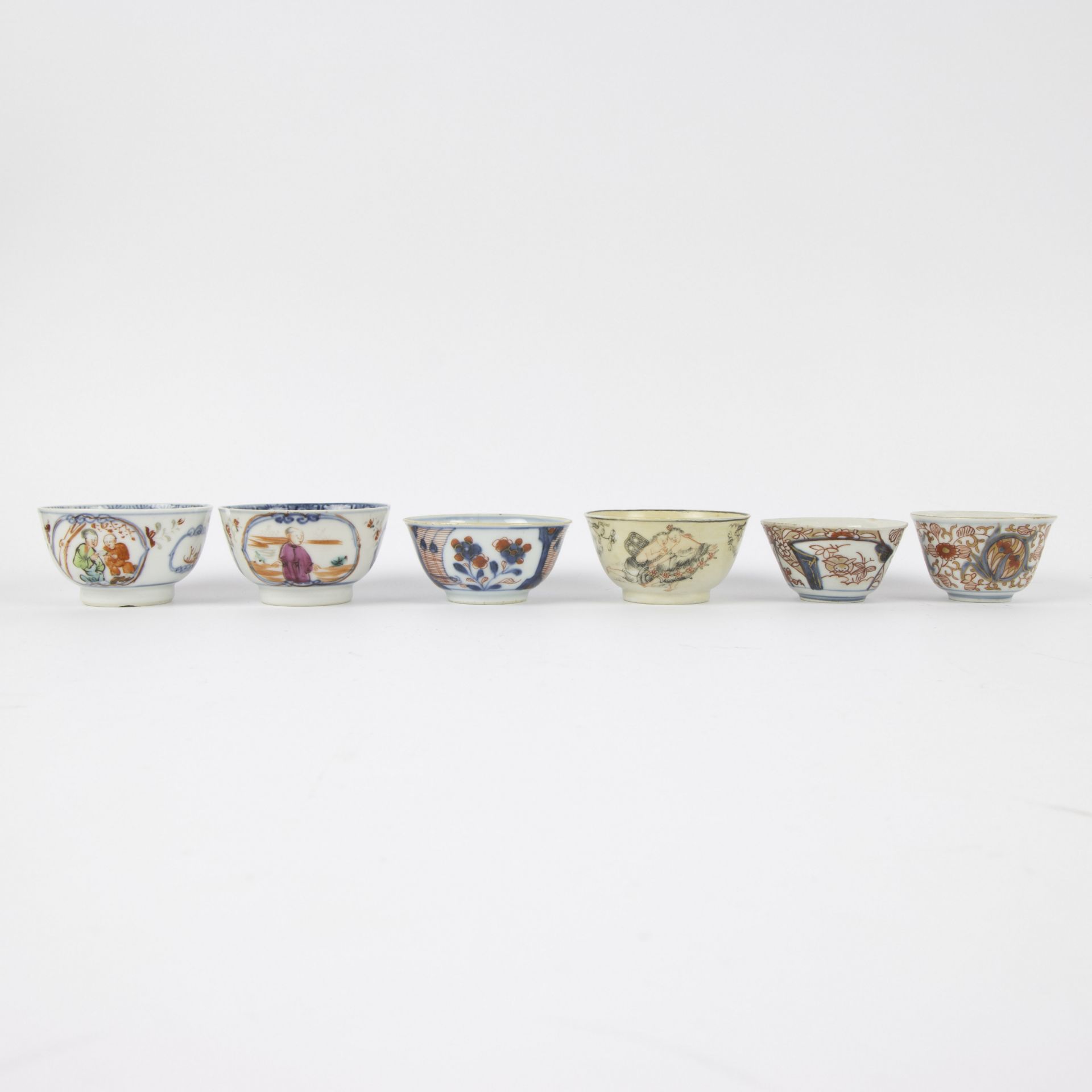 A collection of Chinese cups and saucers 18th century - Bild 5 aus 12