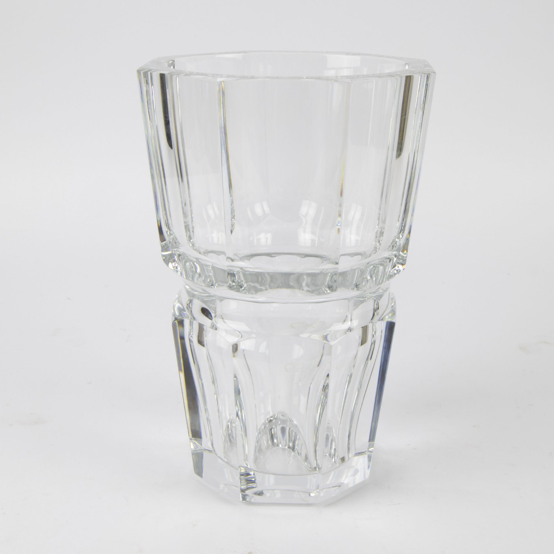 White crystal Baccarat vase - Bild 2 aus 5