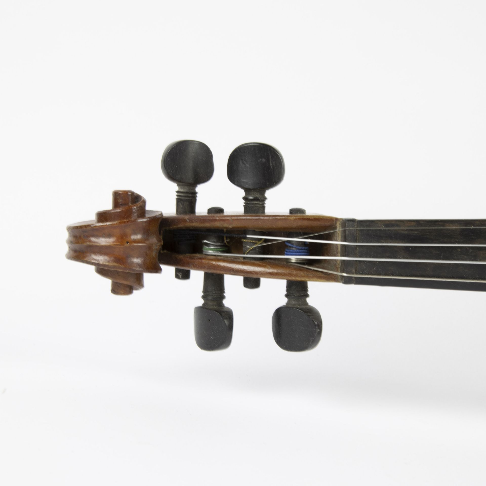 Violin 4/4, case and bow - Bild 2 aus 8