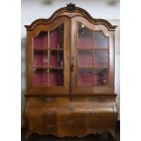 18th century Dutch cabinet, with slab wood acajou