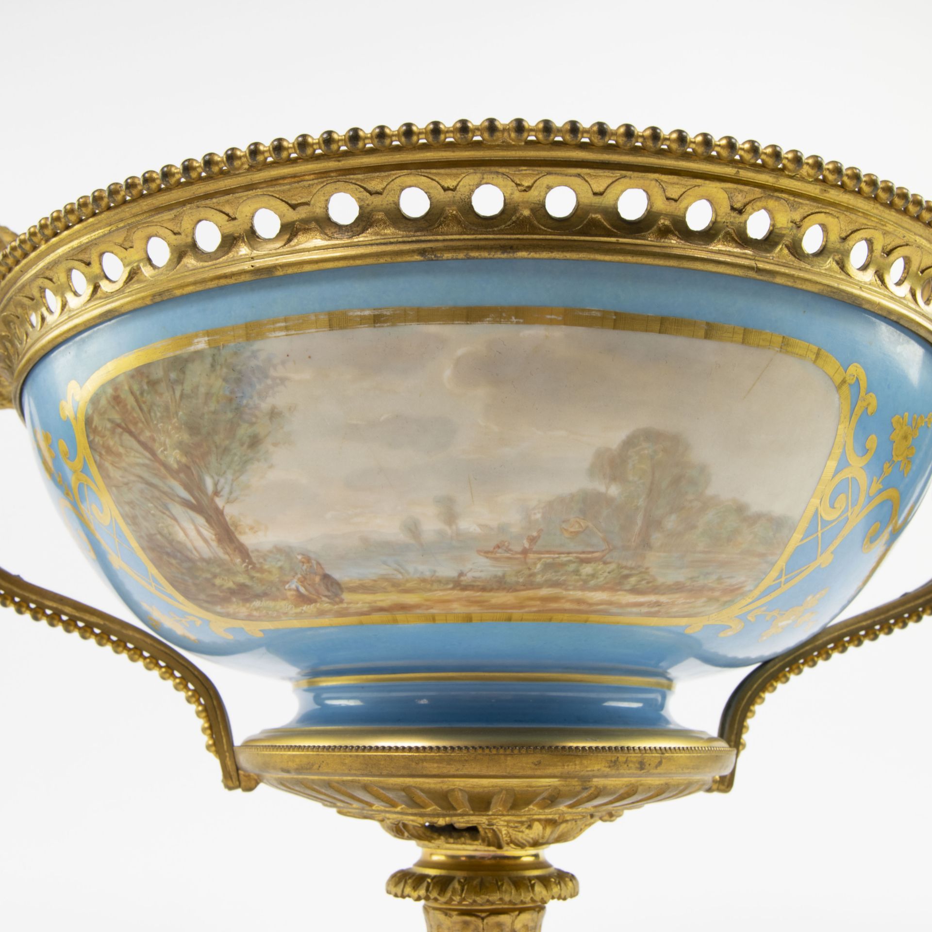Napoleon III Sévres porcelain centerpiece coupe in gilded bronze , France 1870 - Bild 2 aus 9