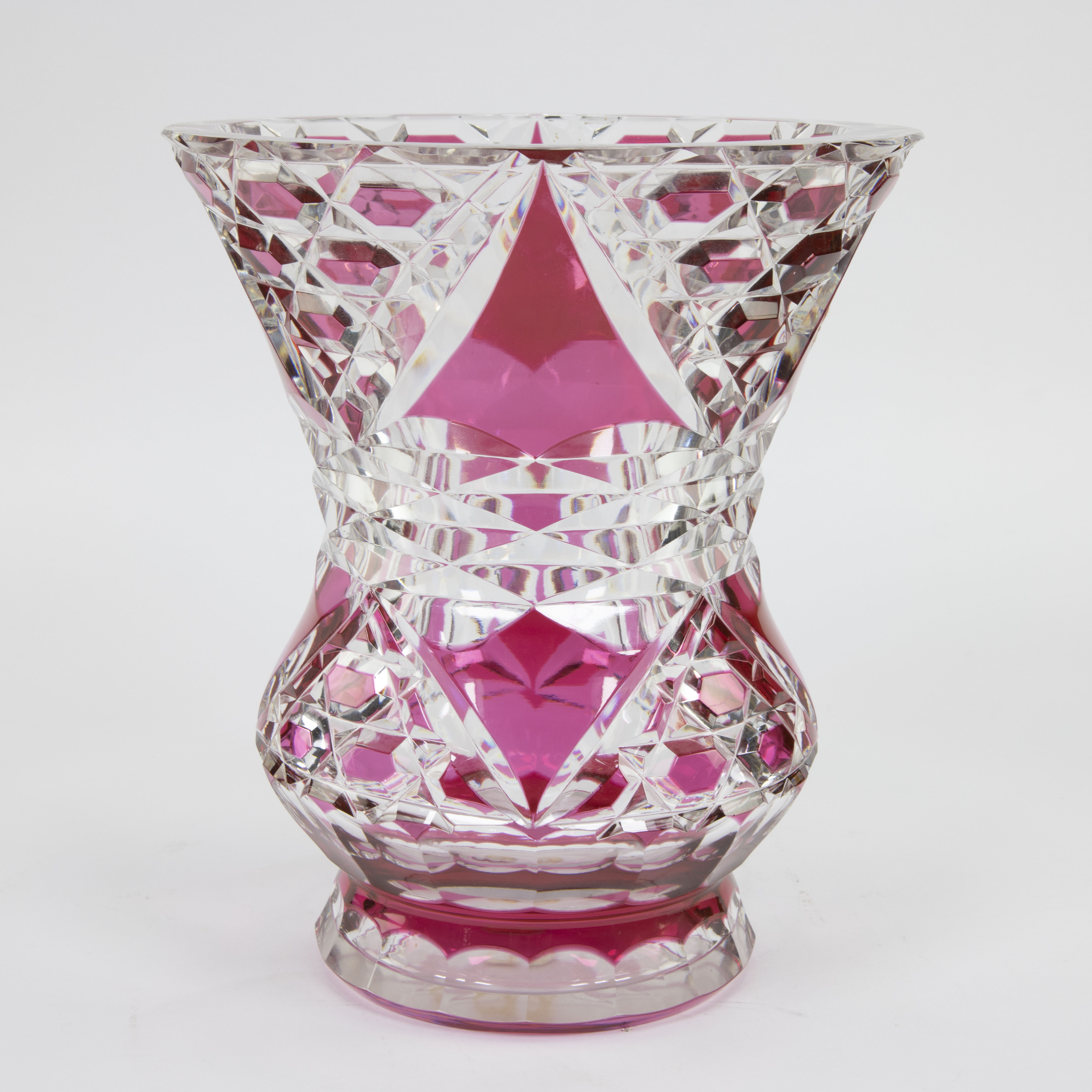 Double cut red crystal vase with original label, numbered - Image 4 of 8