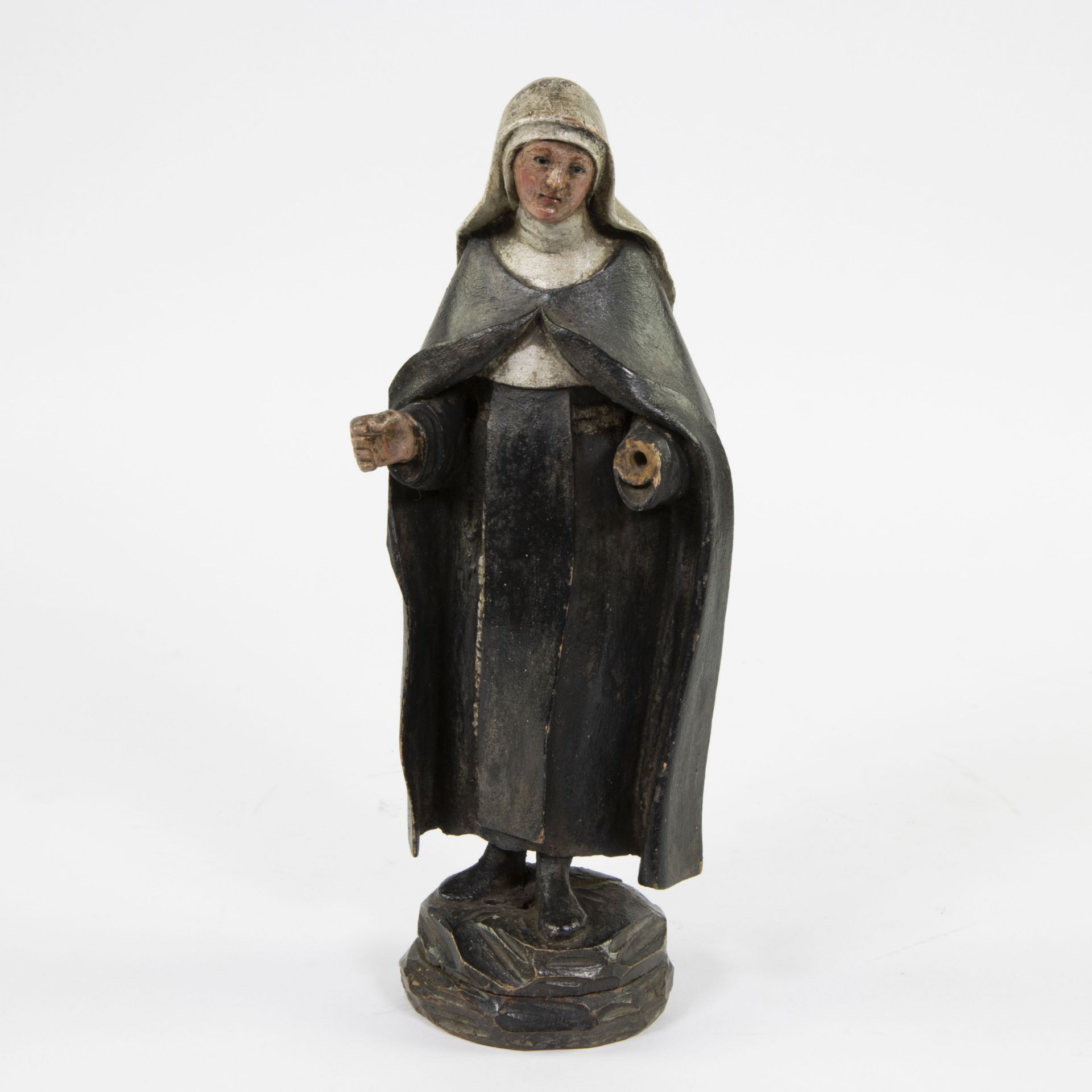 18th century wooden Spanish statue of a nun with glass eyes and with original polychromy