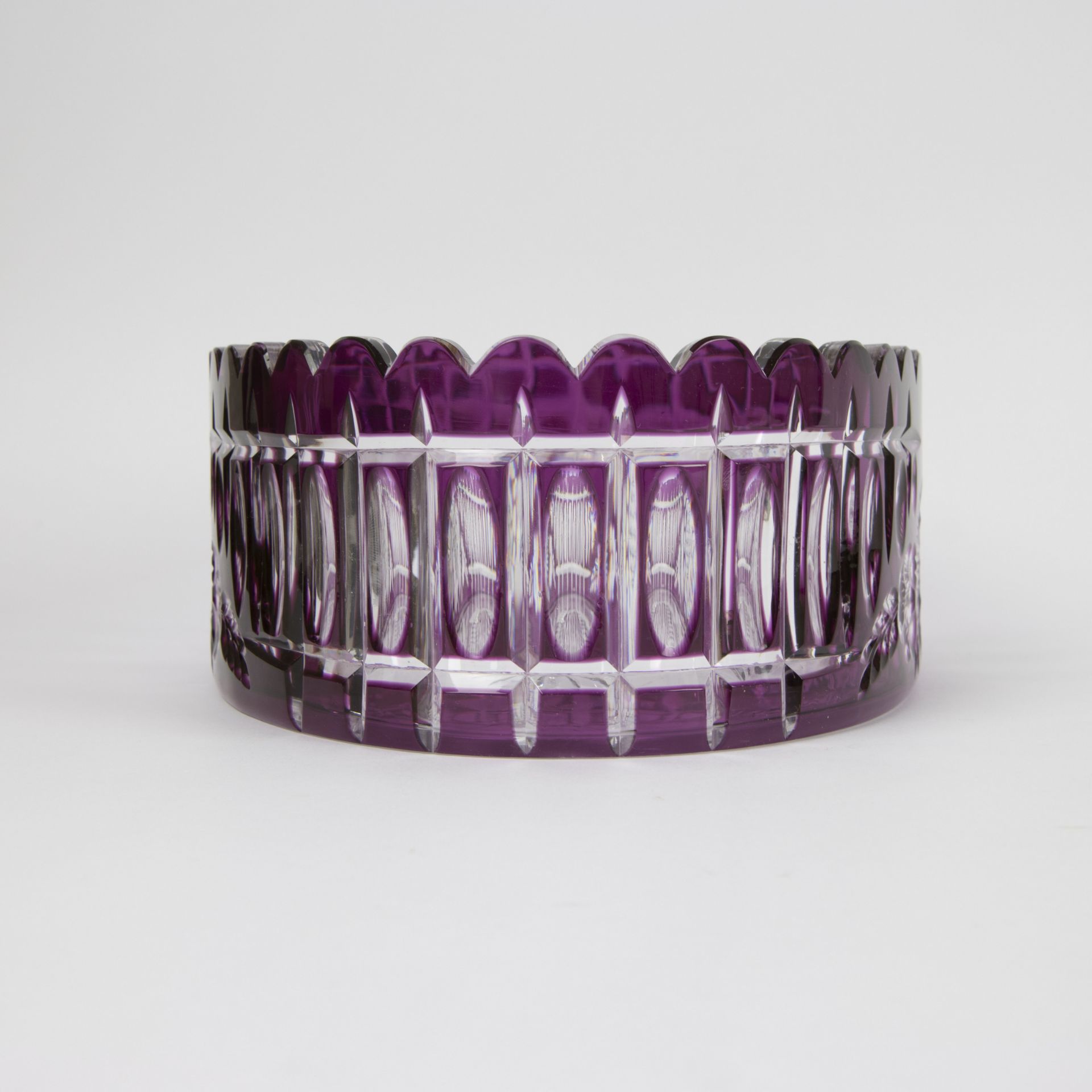 Val Saint Lambert crystal cut mauve jardiniere - design Joseph Simon - Image 6 of 8