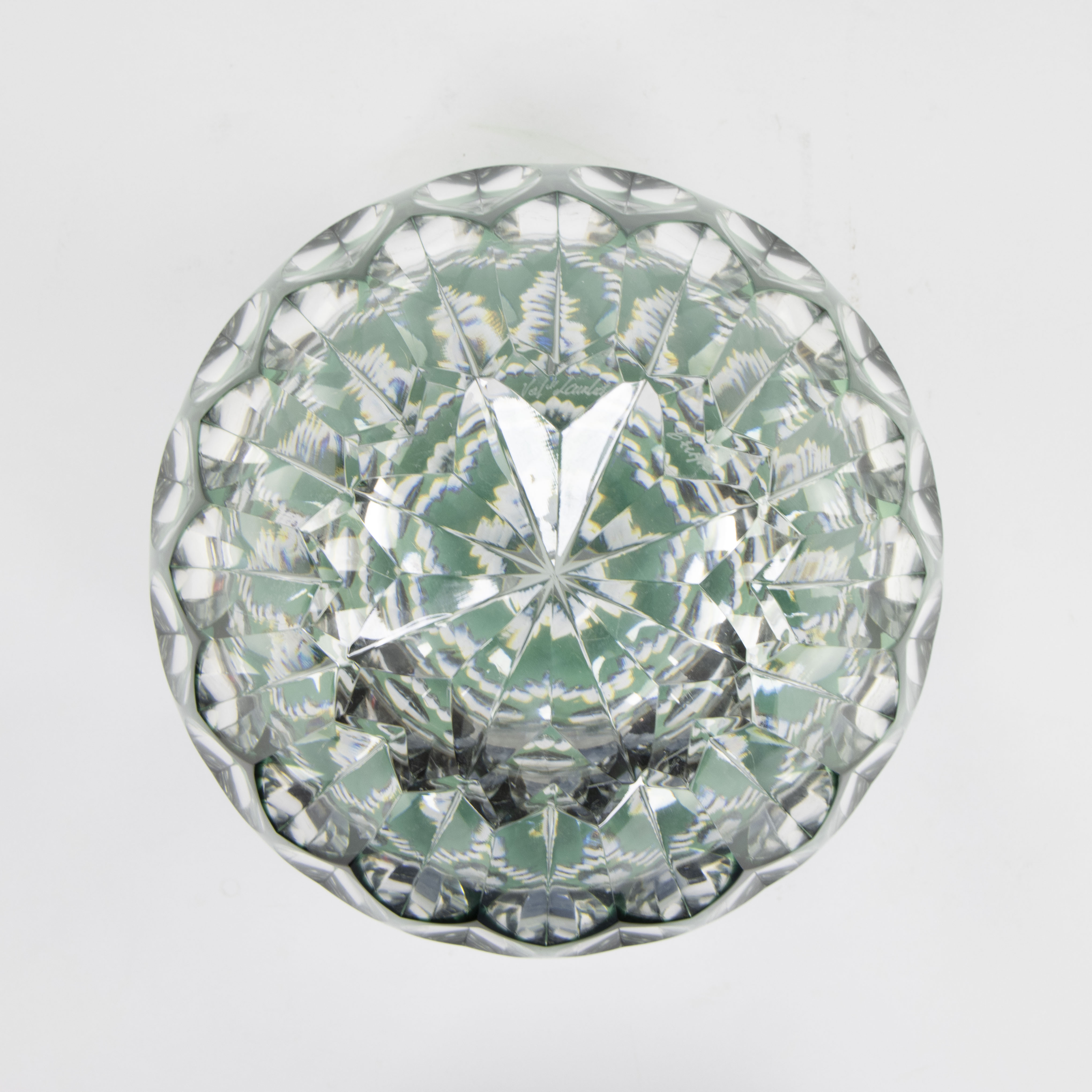 Val Saint Lambert double cut green cristal vase, signed VSL and maker - Image 6 of 7