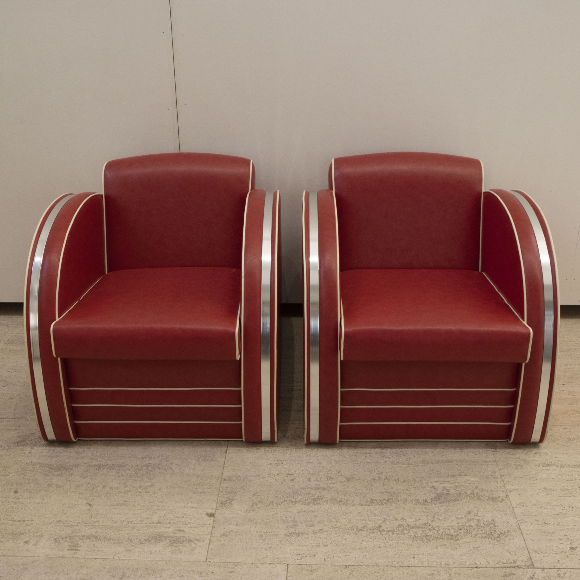 2 Art Deco vintage red seats with aluminum