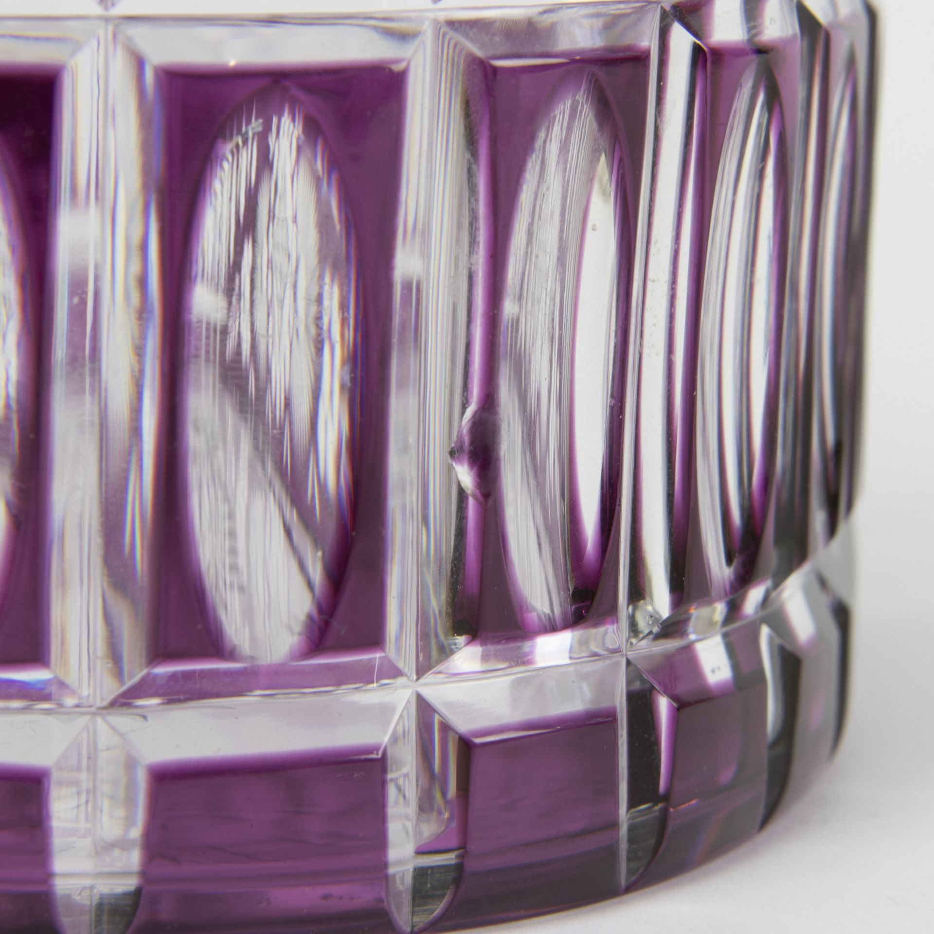 Val Saint Lambert crystal cut mauve jardiniere - design Joseph Simon - Image 8 of 8