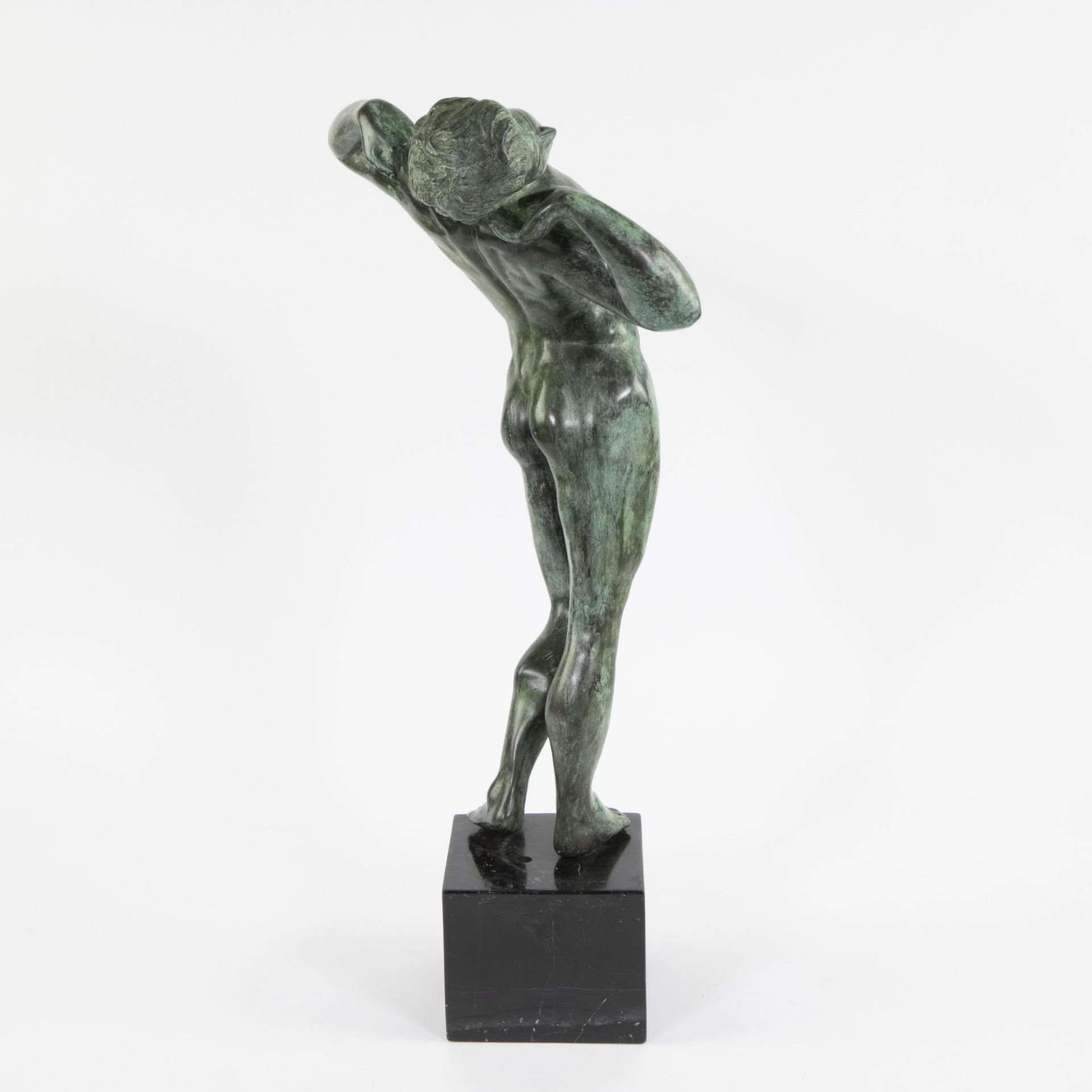 Art Deco green patinated bronze of a dancer - Bild 4 aus 5