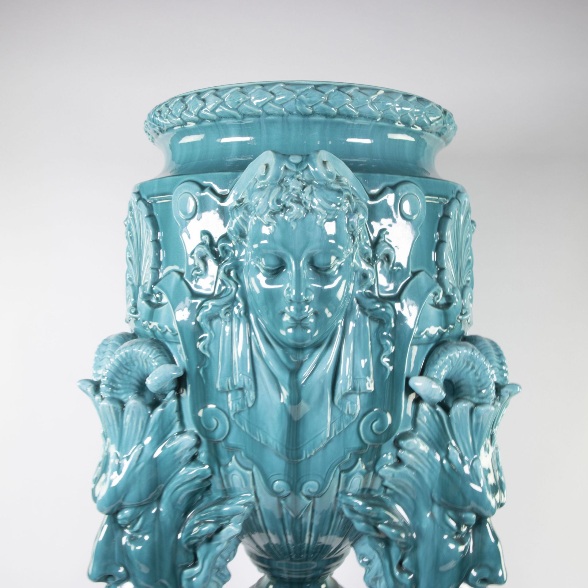 Théodore DECK (1823-1891) (attributed) Ceramic cachepot with stand in blue dripping glaze around 190 - Bild 3 aus 14