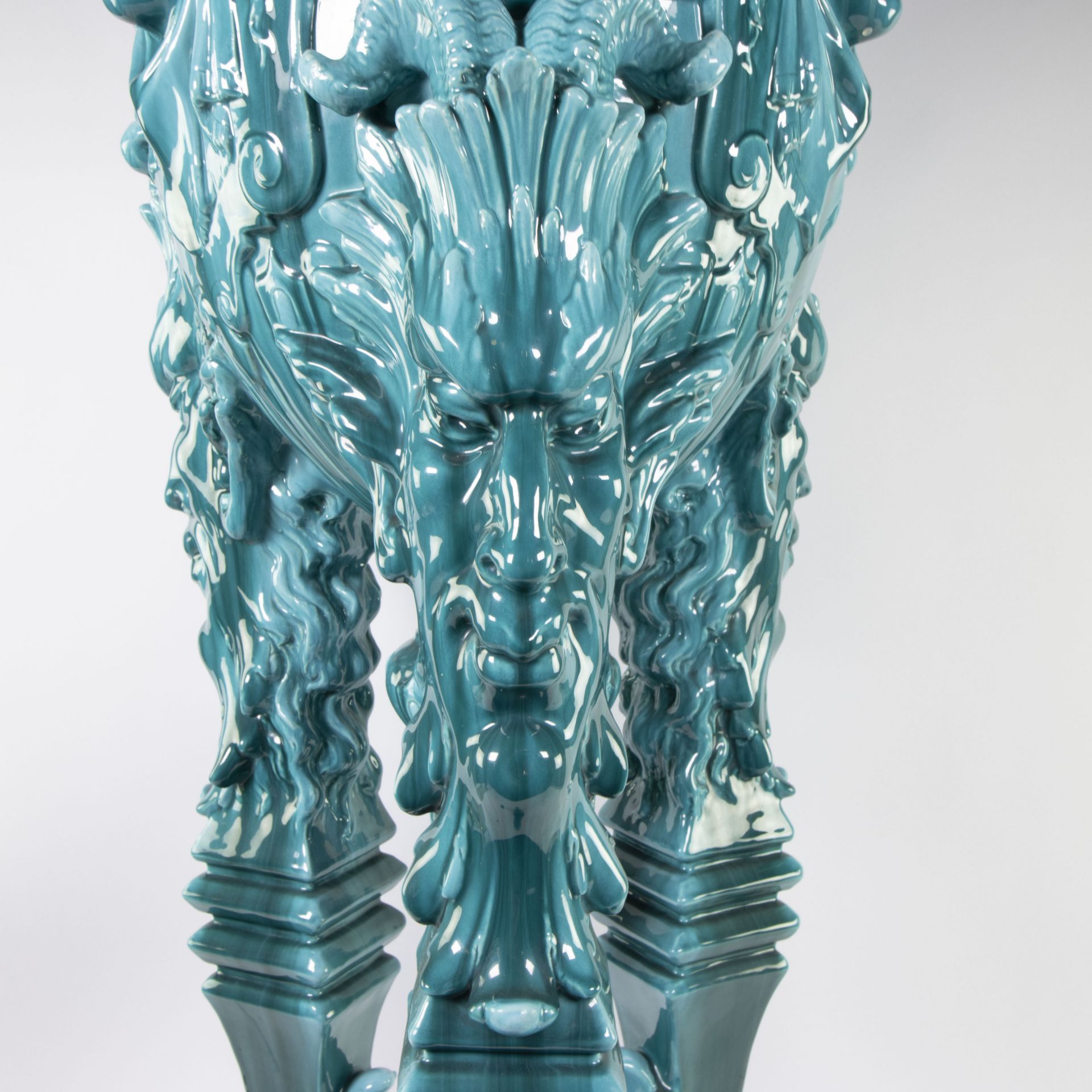 Théodore DECK (1823-1891) (attributed) Ceramic cachepot with stand in blue dripping glaze around 190 - Bild 6 aus 14