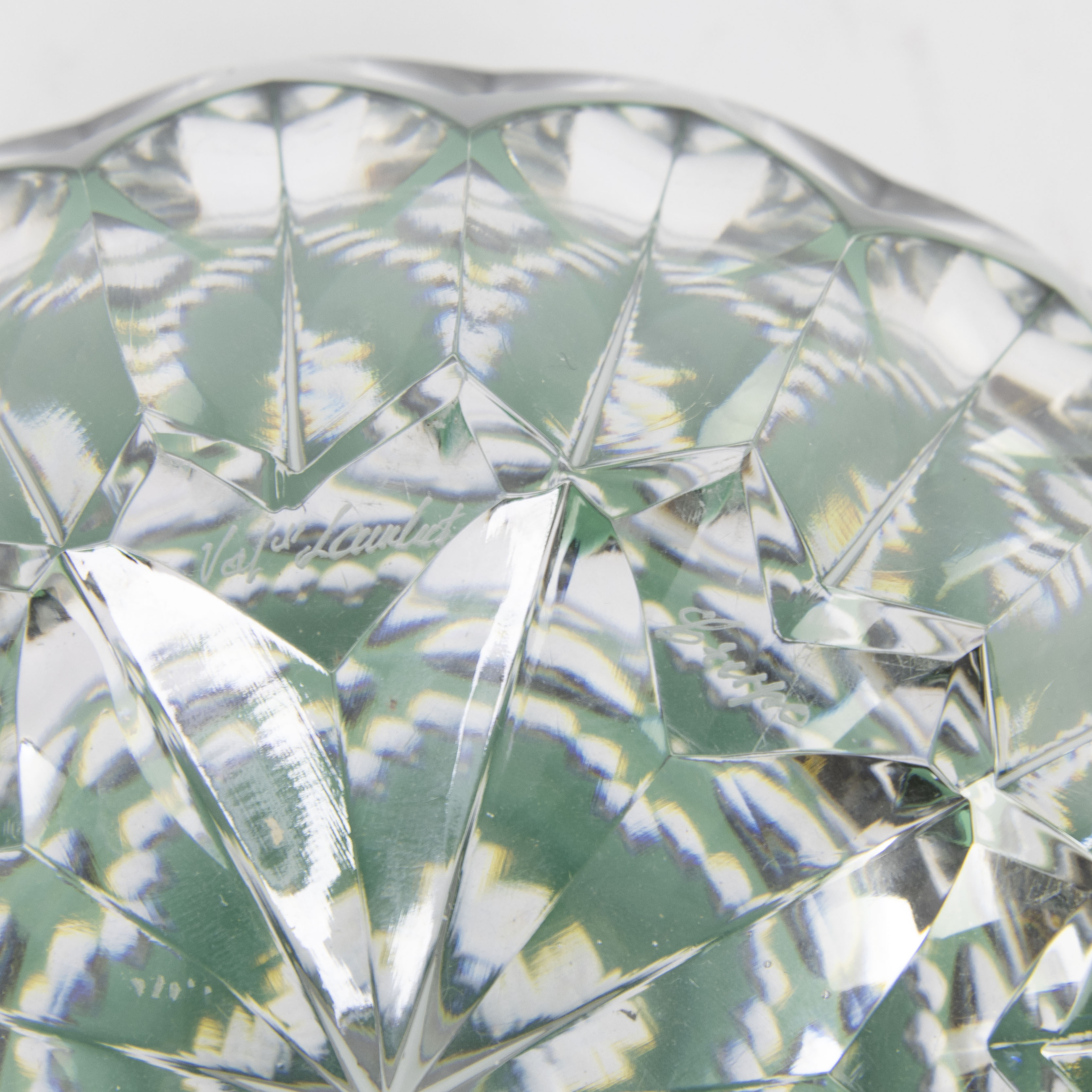 Val Saint Lambert double cut green cristal vase, signed VSL and maker - Image 7 of 7