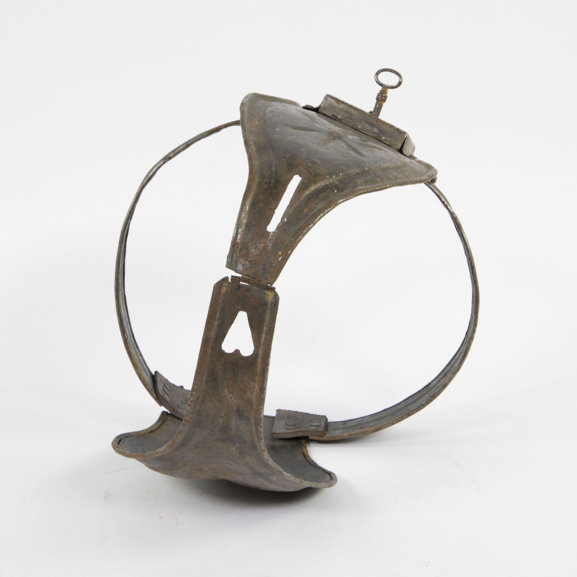 Chastity belt with key - Image 5 of 5