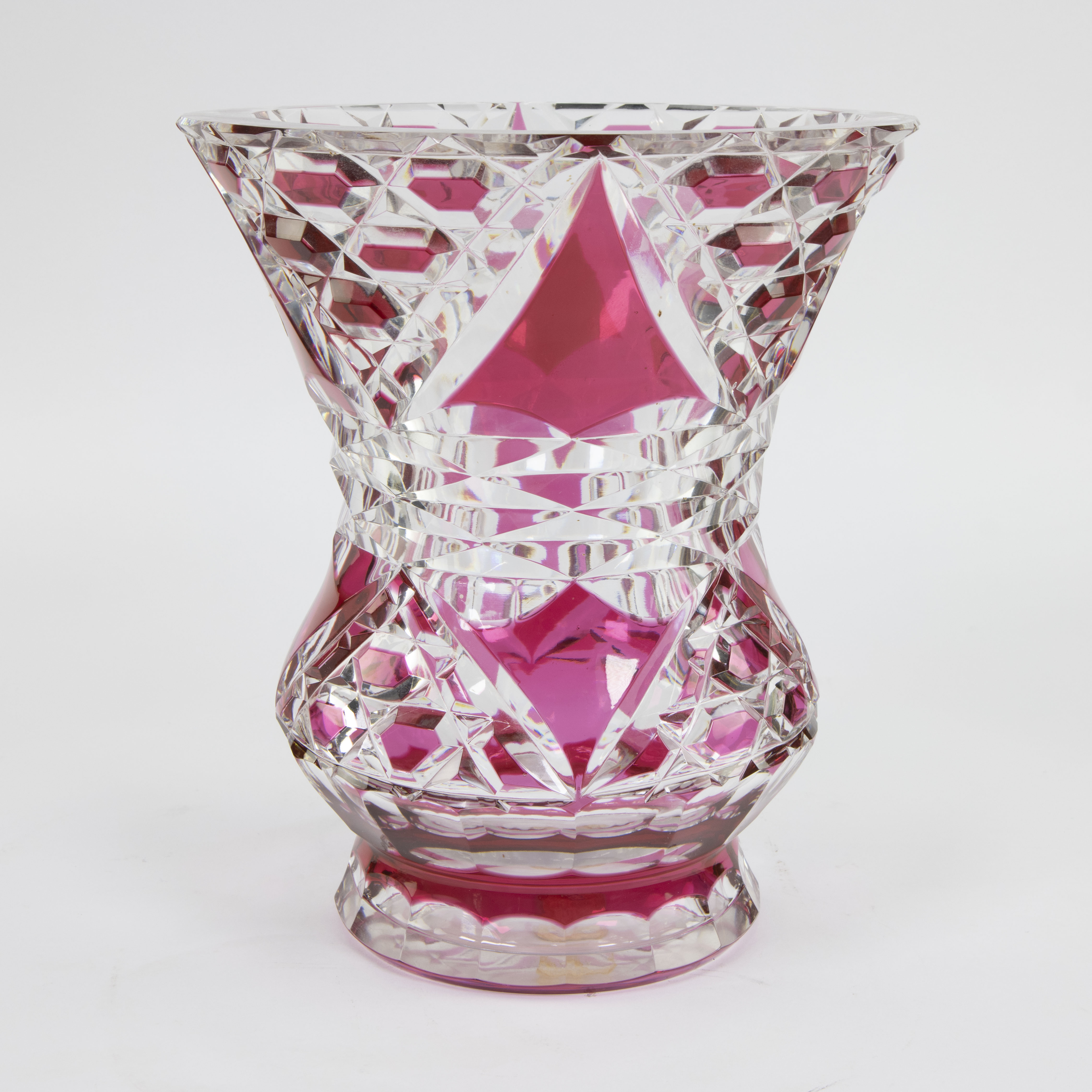 Double cut red crystal vase with original label, numbered - Image 2 of 8