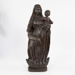 18th century statue of a Madonna and Child, original brown polychrome, full-round cut