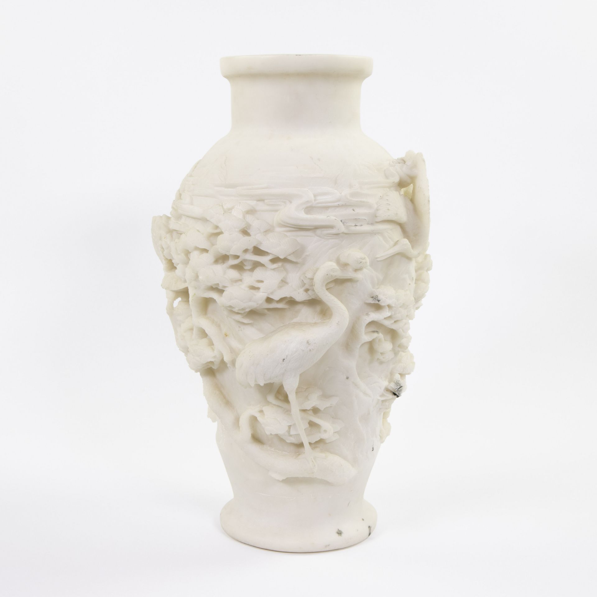 Asian alabaster vase with cranes - Bild 2 aus 4