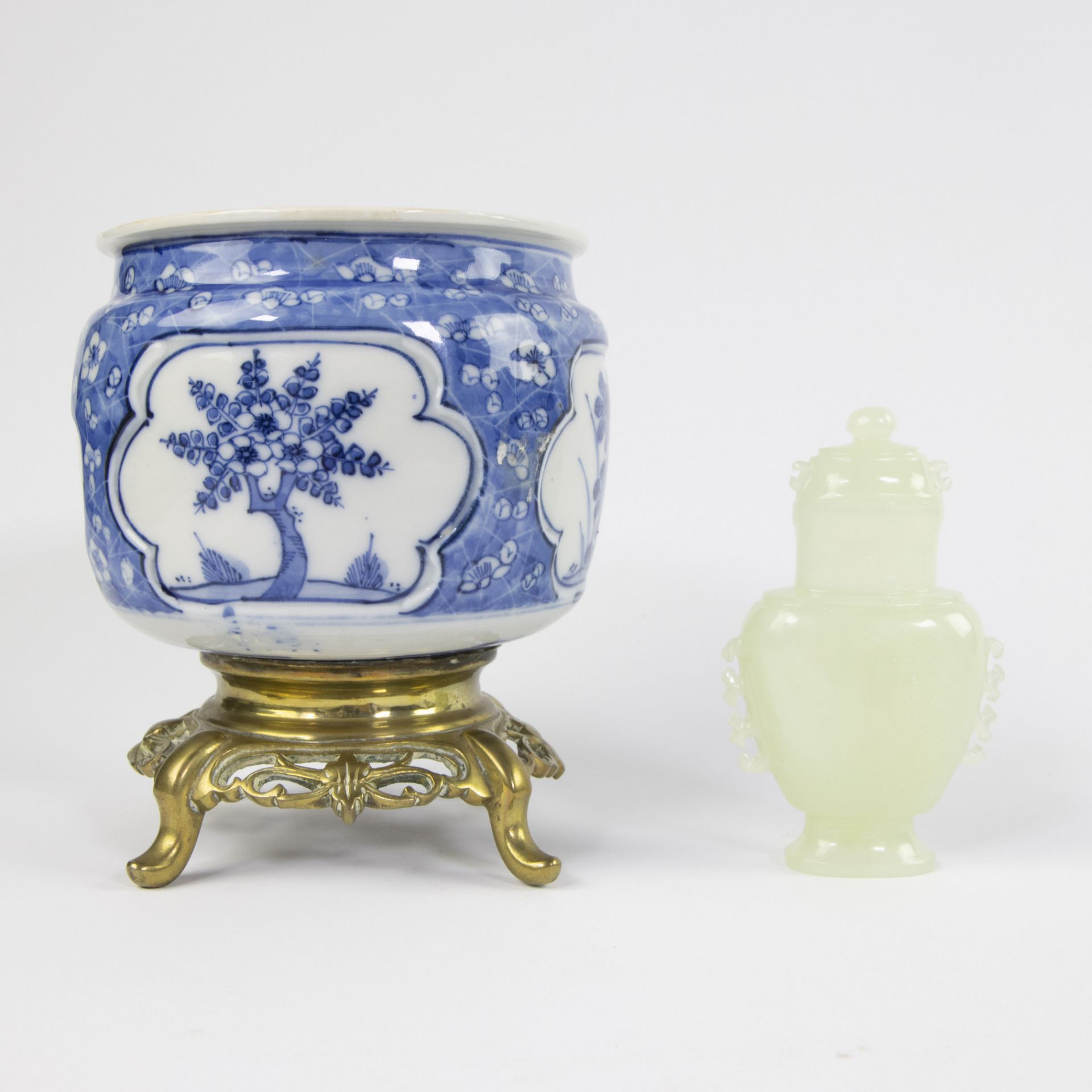 Collection of chinese porcelain. - Bild 6 aus 10