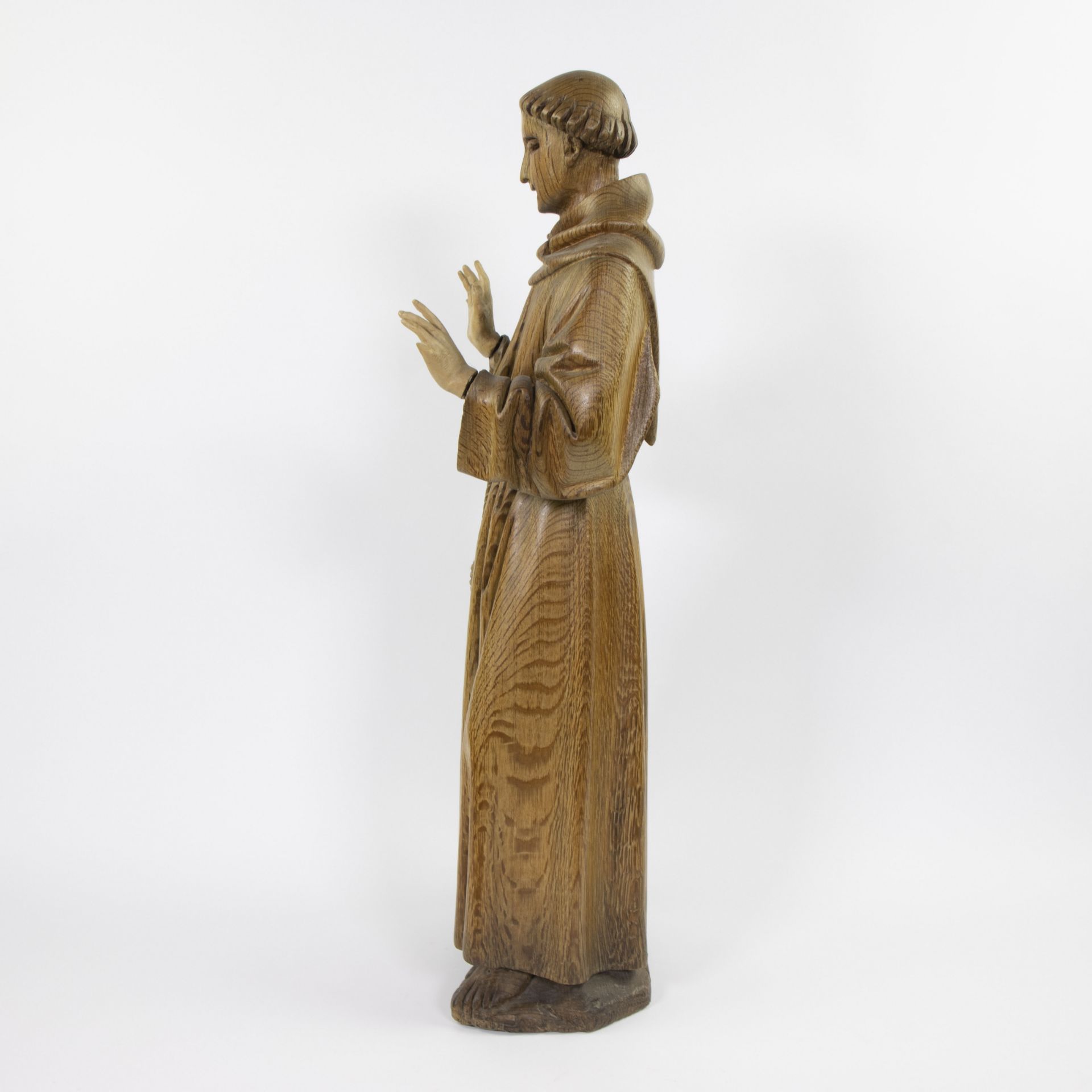 Wooden father with robe, Flemish 19th century - Image 2 of 4