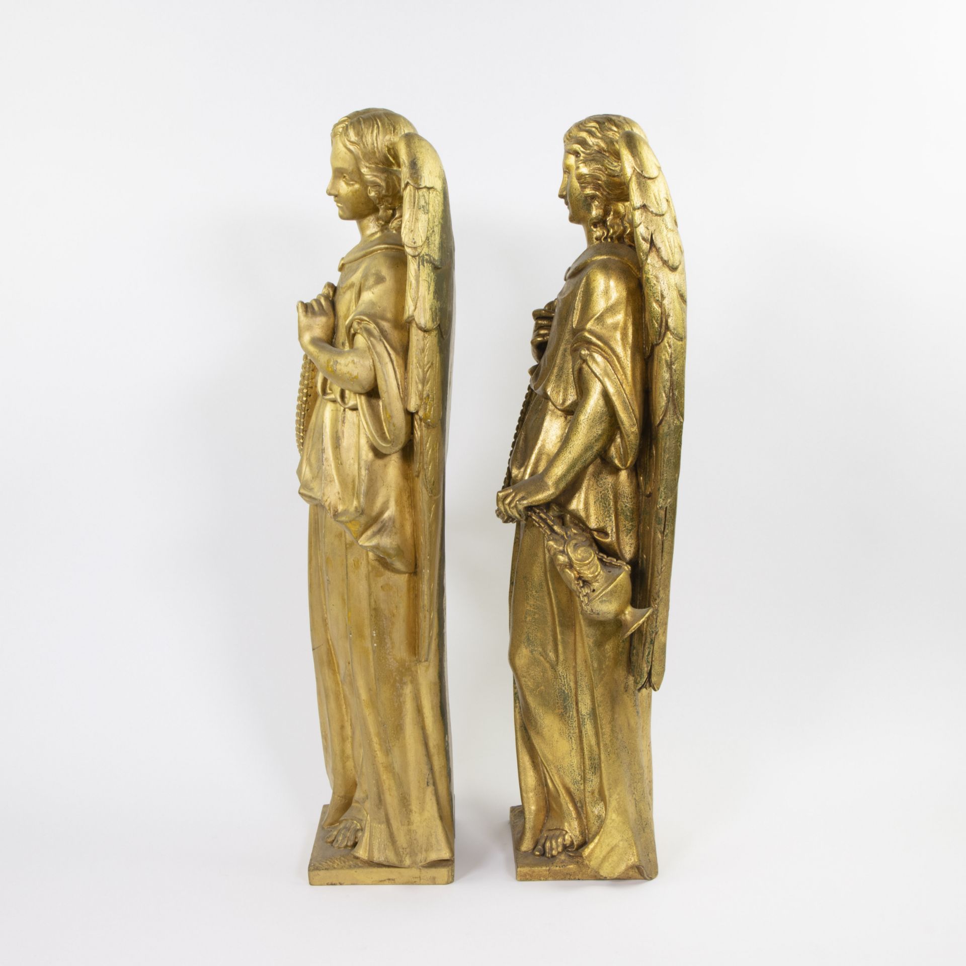 Pair of neo-gothic gilded wooden angels, Flemish, 19th century - Image 2 of 4