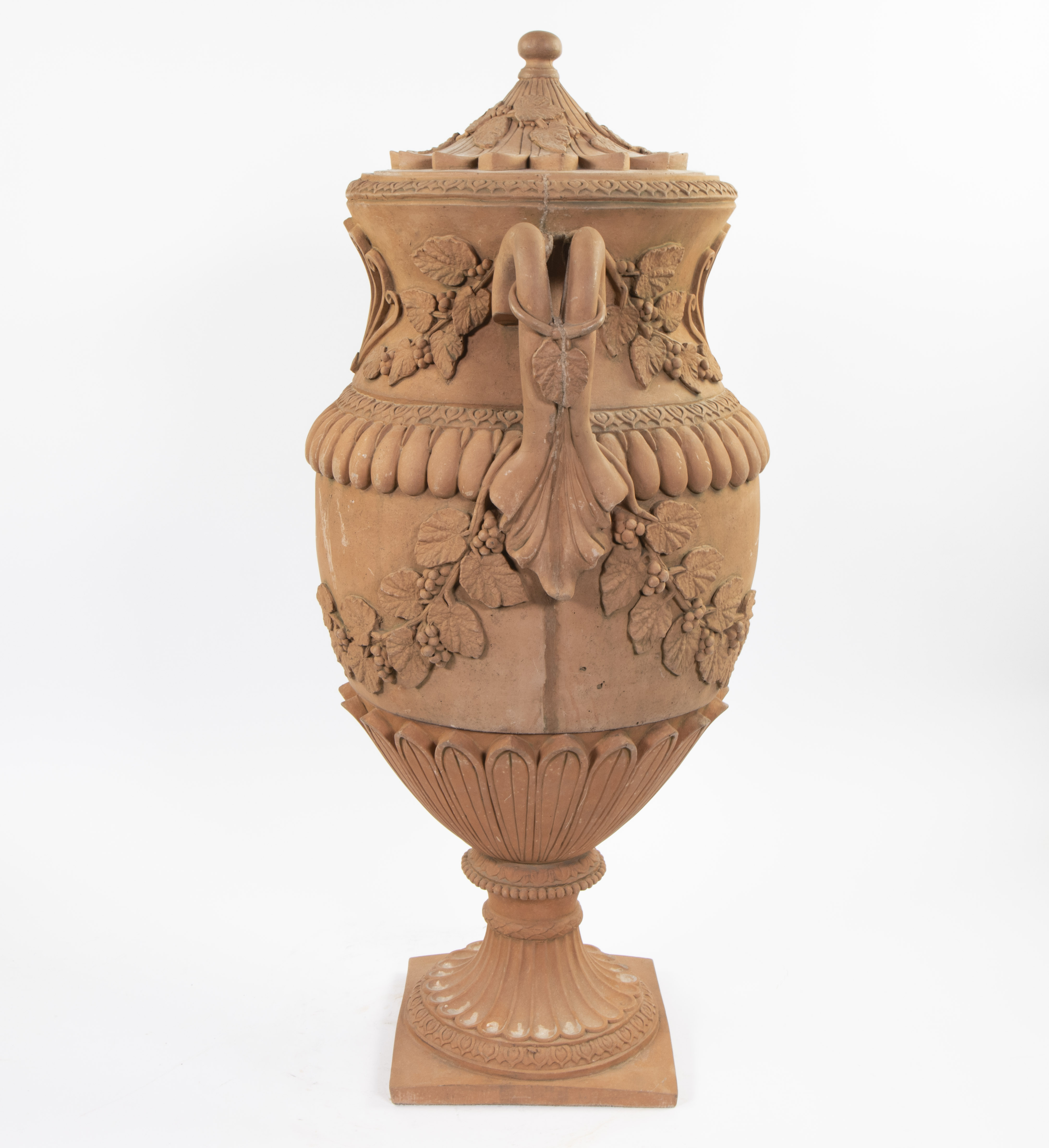 Pair of large 19th century terracotta garden vases decorated with leaf motifs - Image 7 of 9