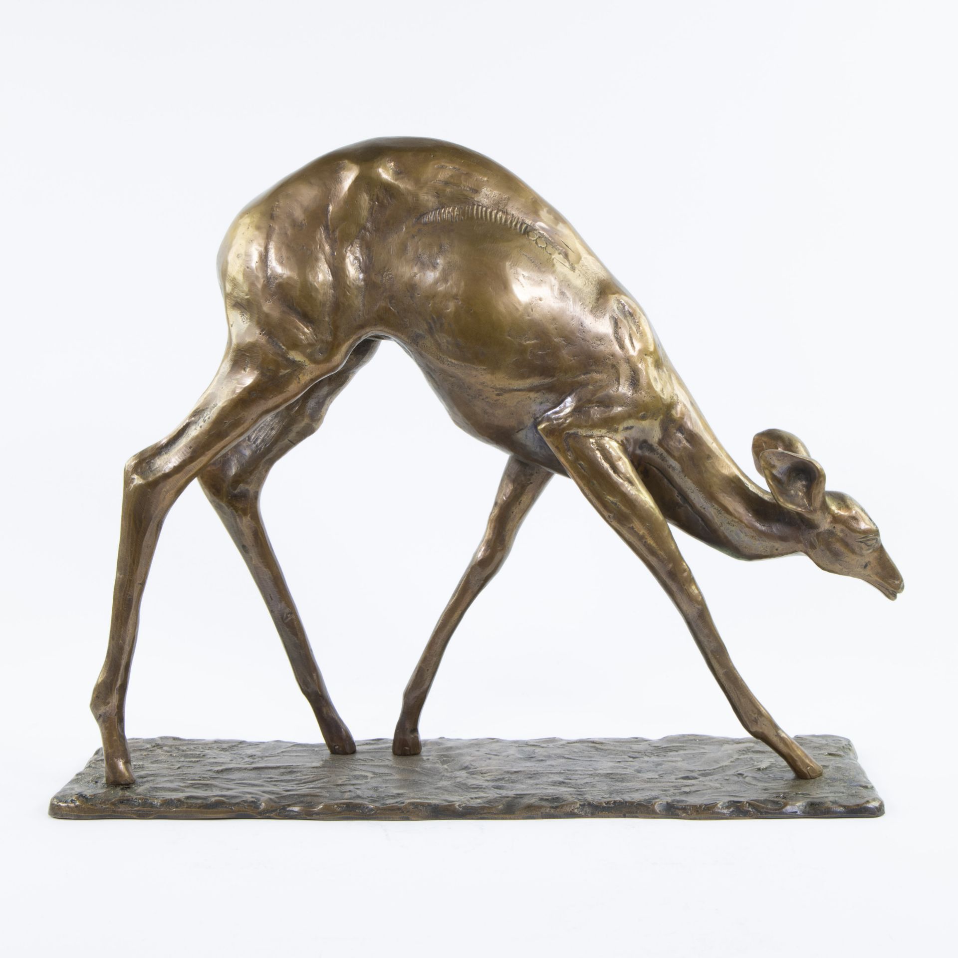 Art deco deer golden brown patinated bronze - Image 3 of 4