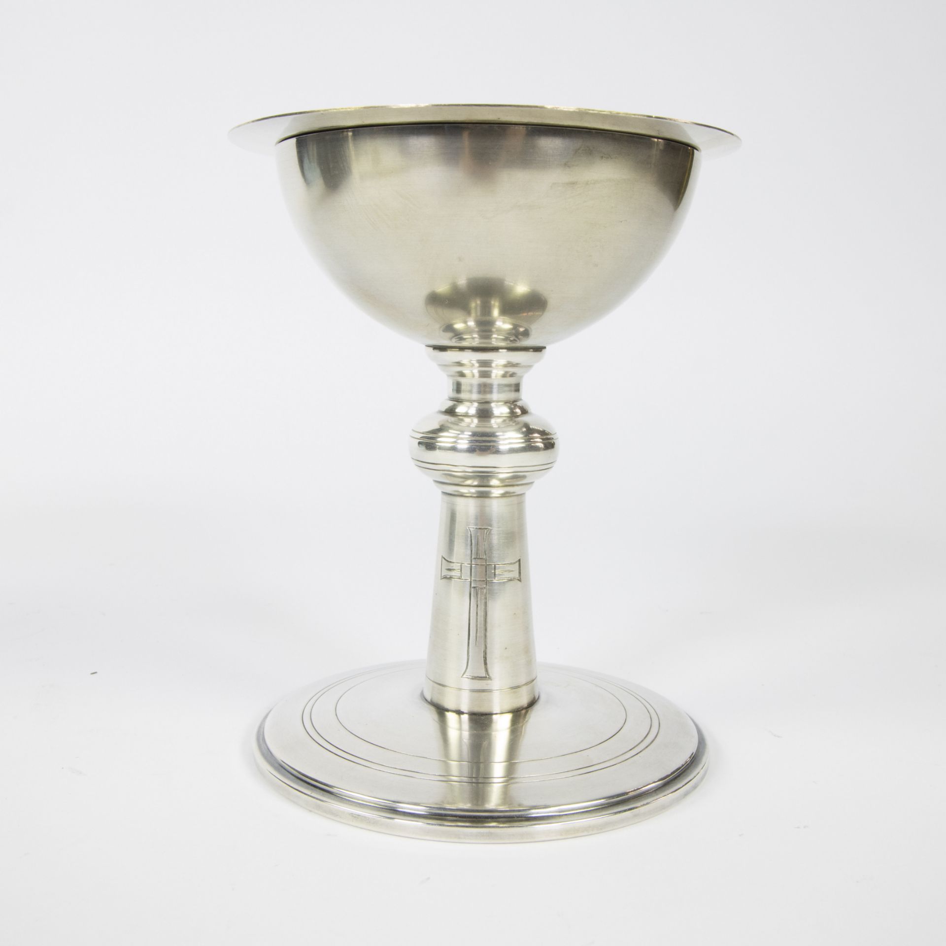 Belgian chalice, maker Van den Houte, Brussels, completely silver chalice, 1950s, content 900, weigh - Image 2 of 7